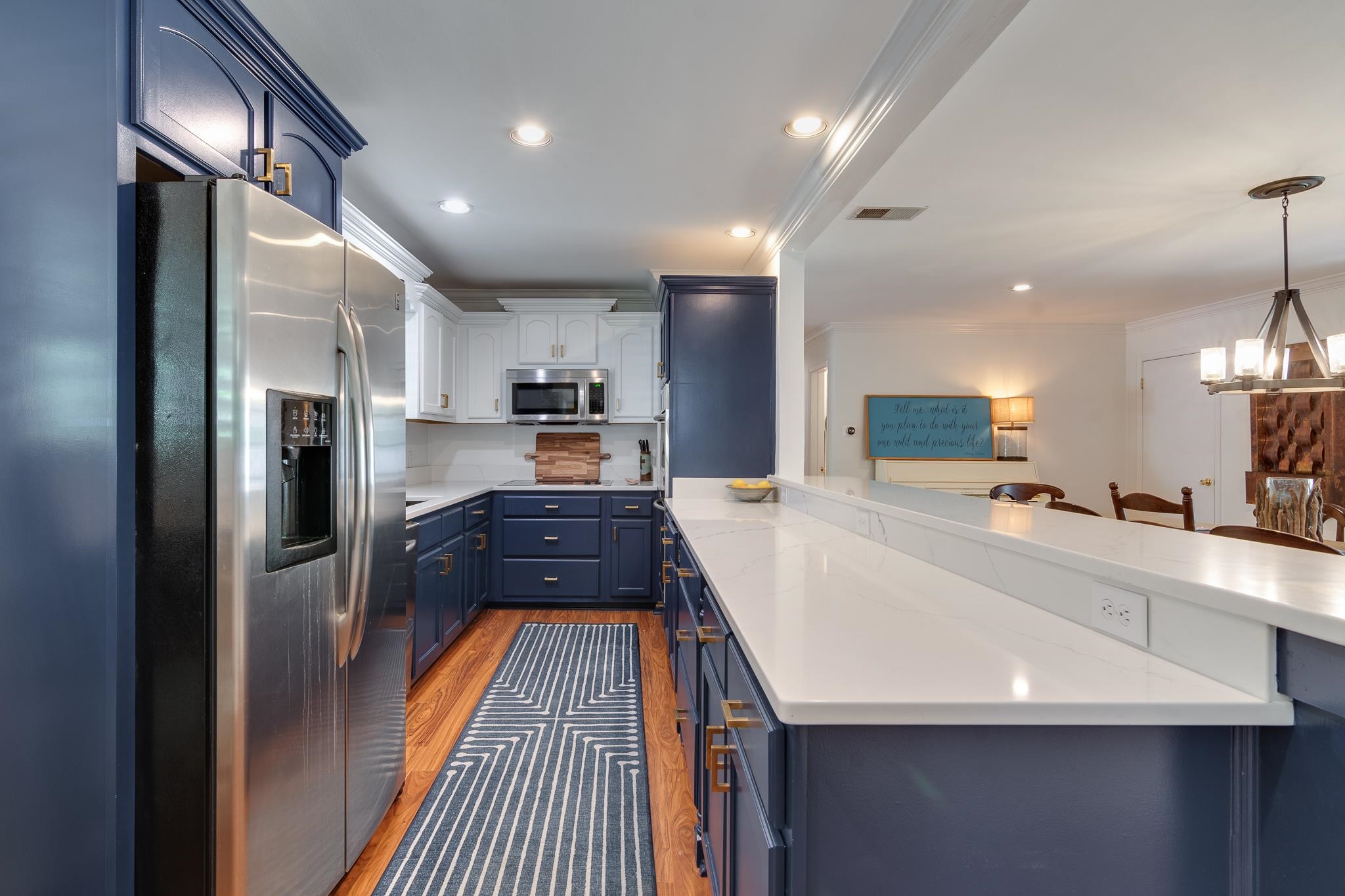 4288 CHARLESWOOD AVE