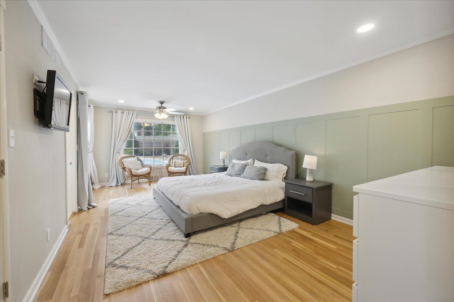 7570 APPLE VALLEY RD