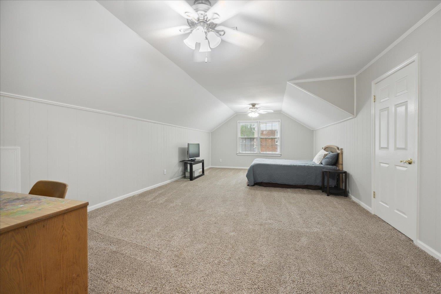 7570 APPLE VALLEY RD