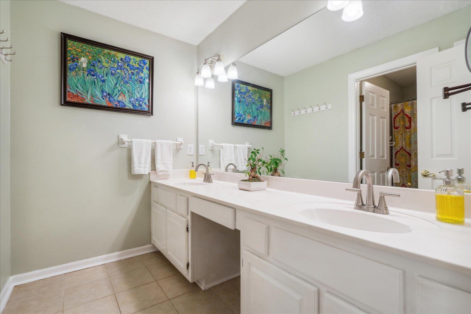 2696 HICKORY GLEN CV