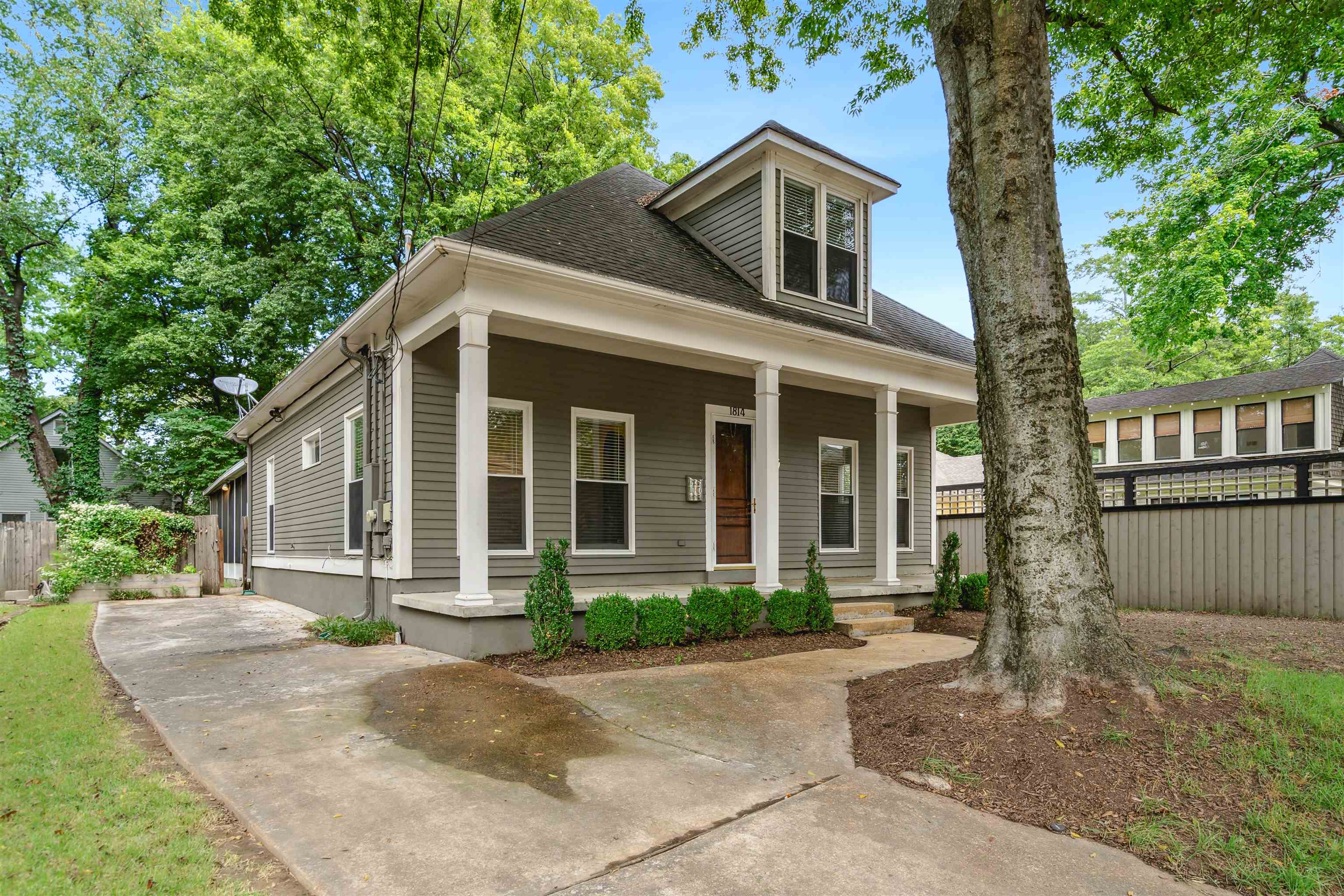 1814 LINDEN AVE