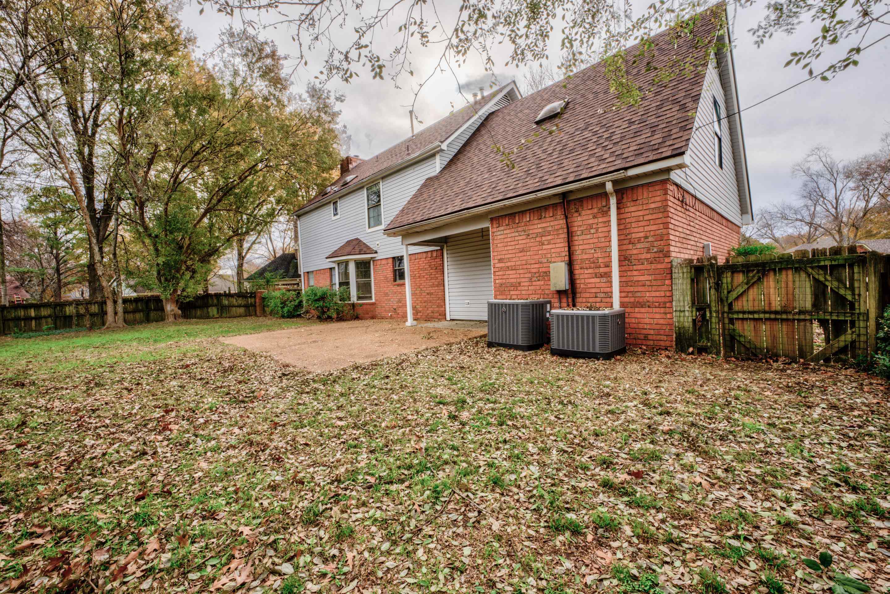 2656 SUNBURY CIR