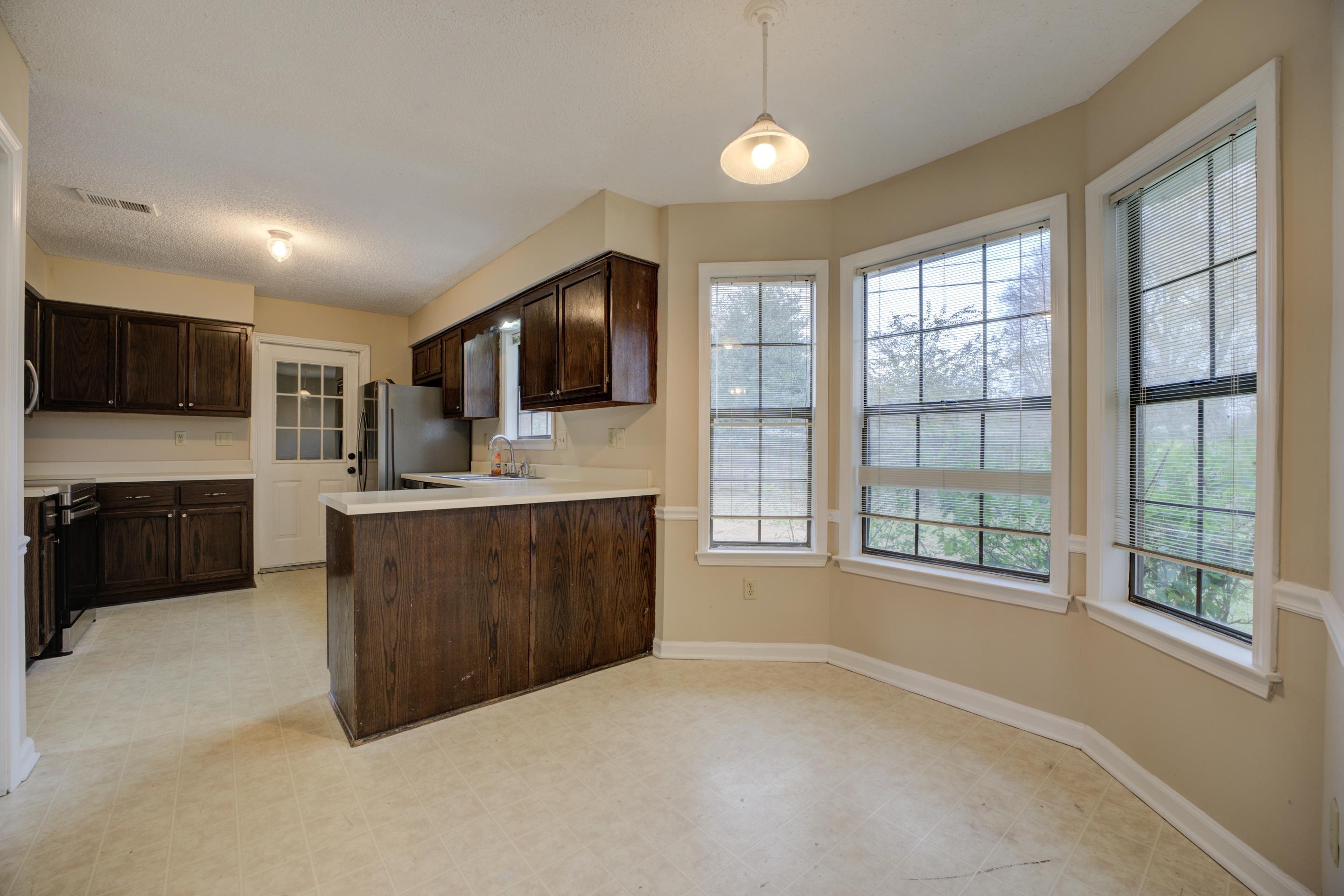 2656 SUNBURY CIR