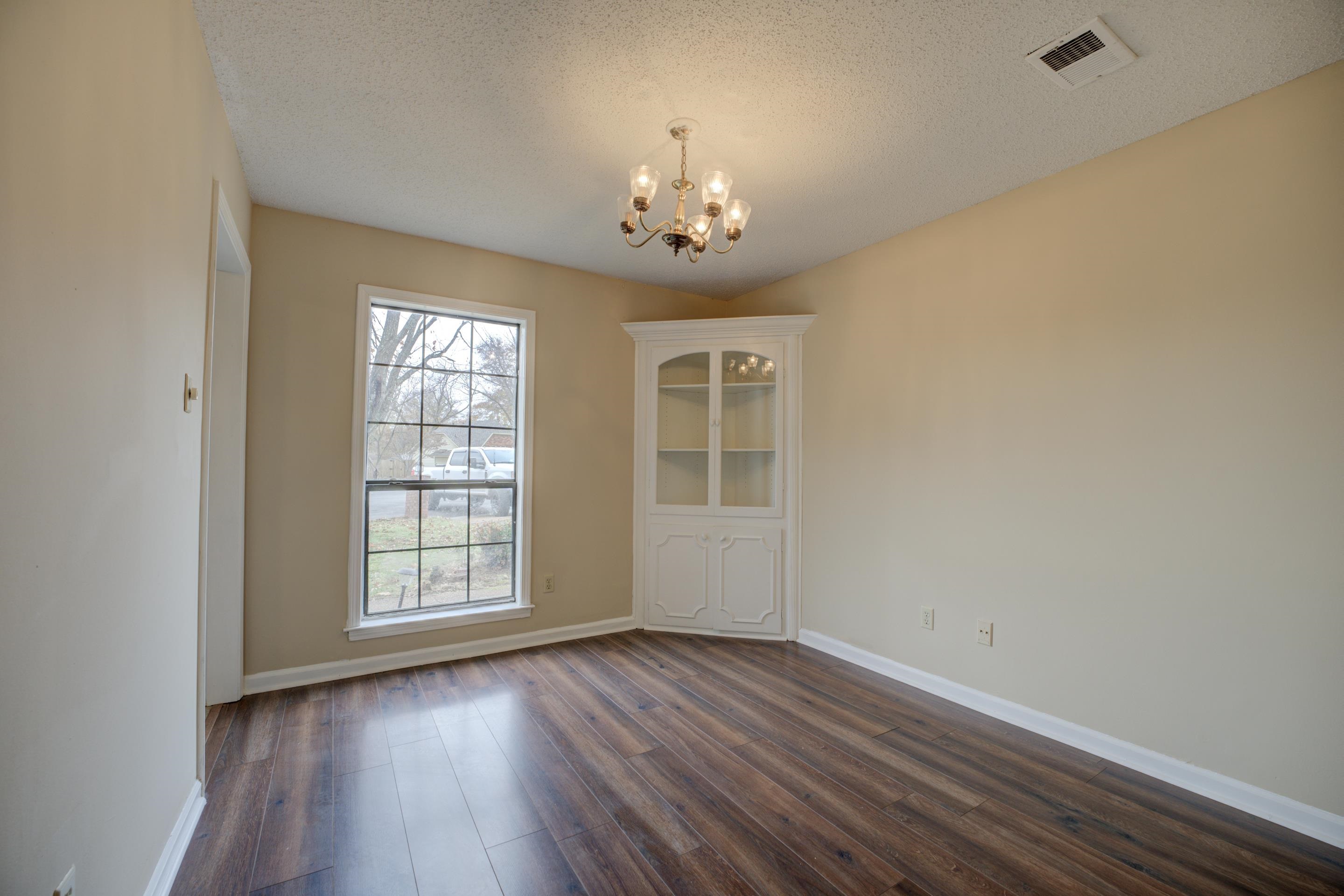 2656 SUNBURY CIR