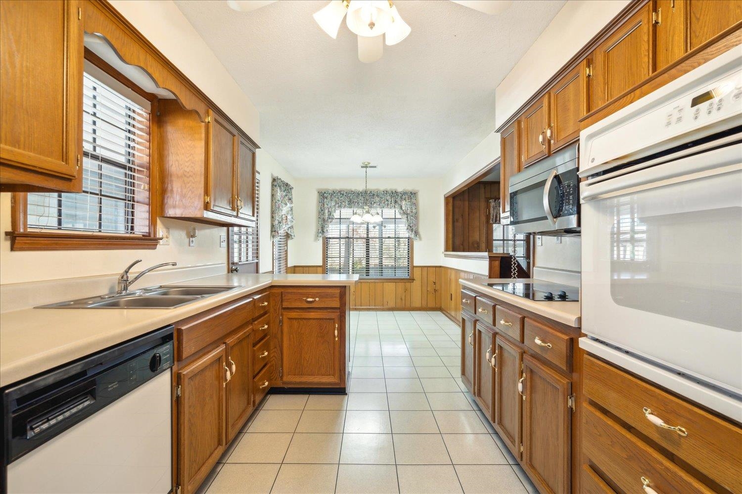 3460 JENNY LN