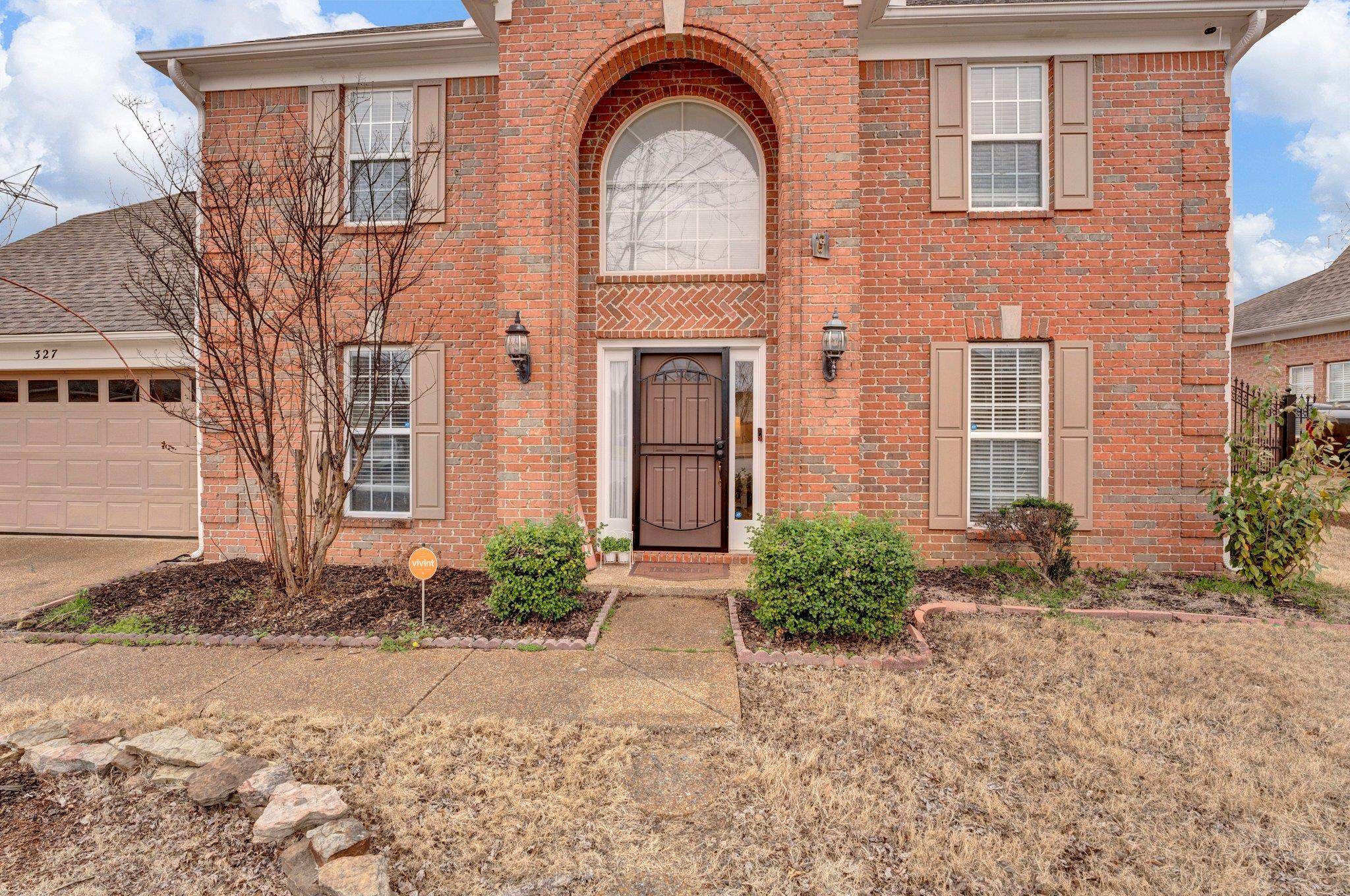 327 MAYHURST LN