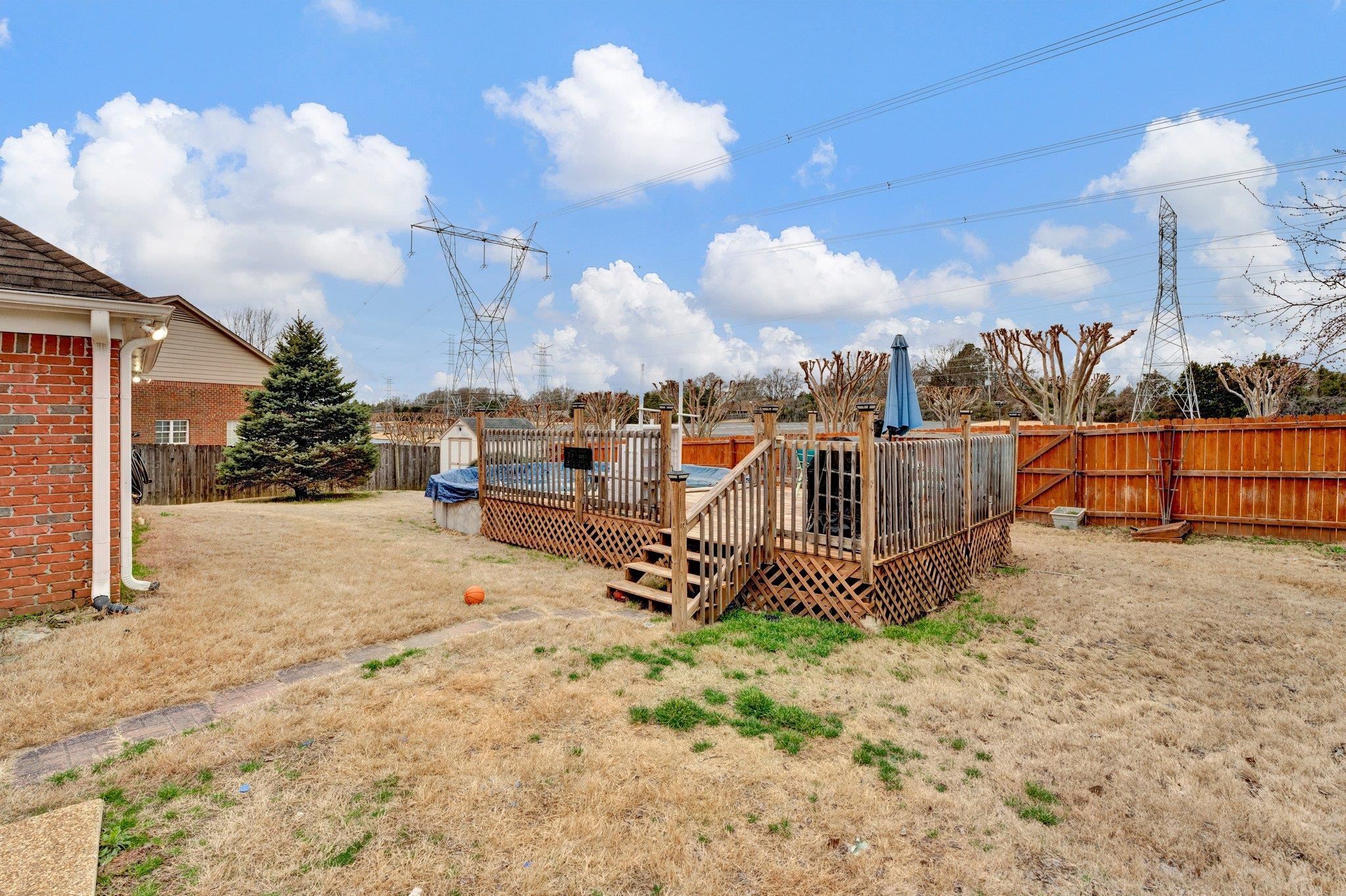 327 MAYHURST LN