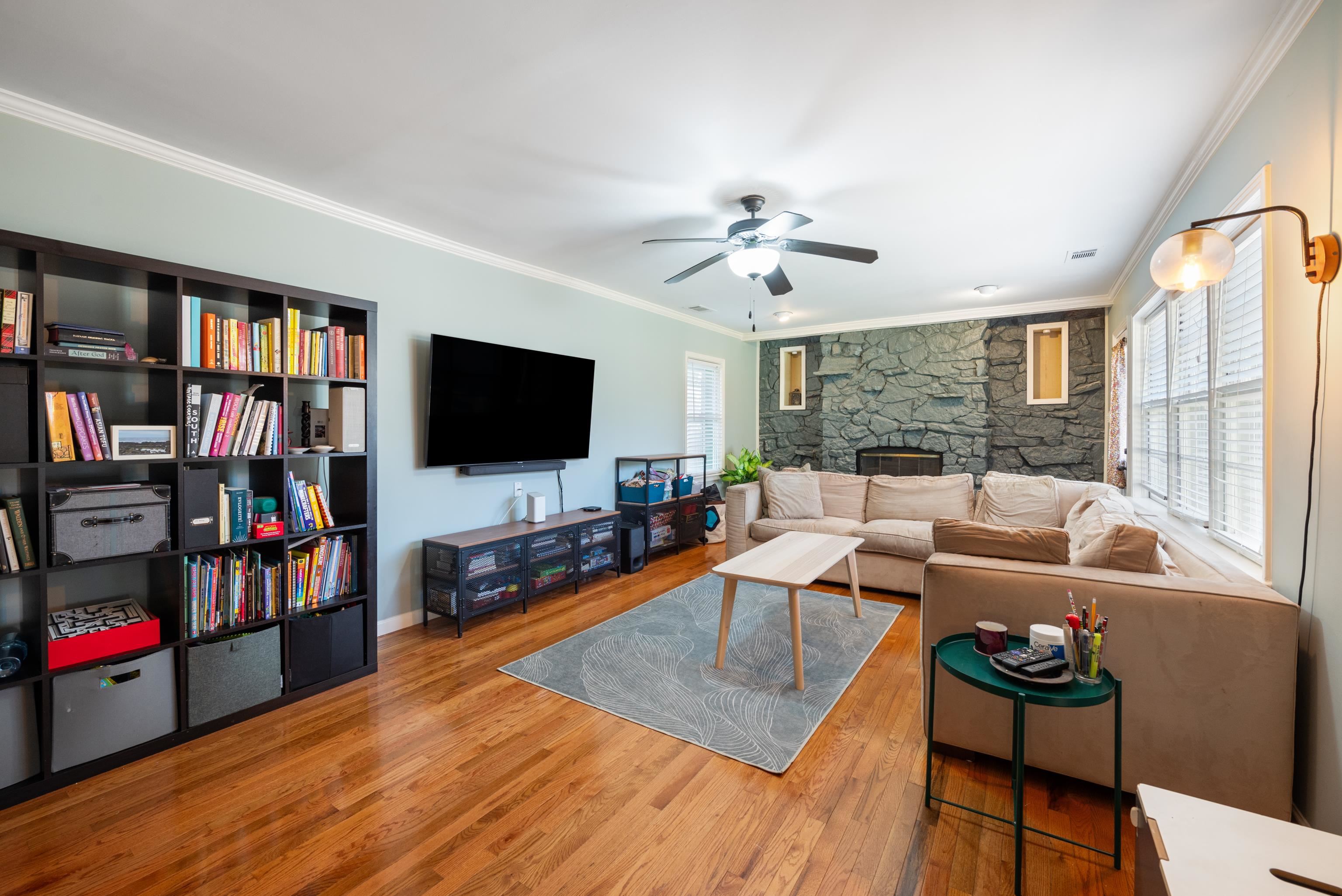 79 W BENDEL CIR
