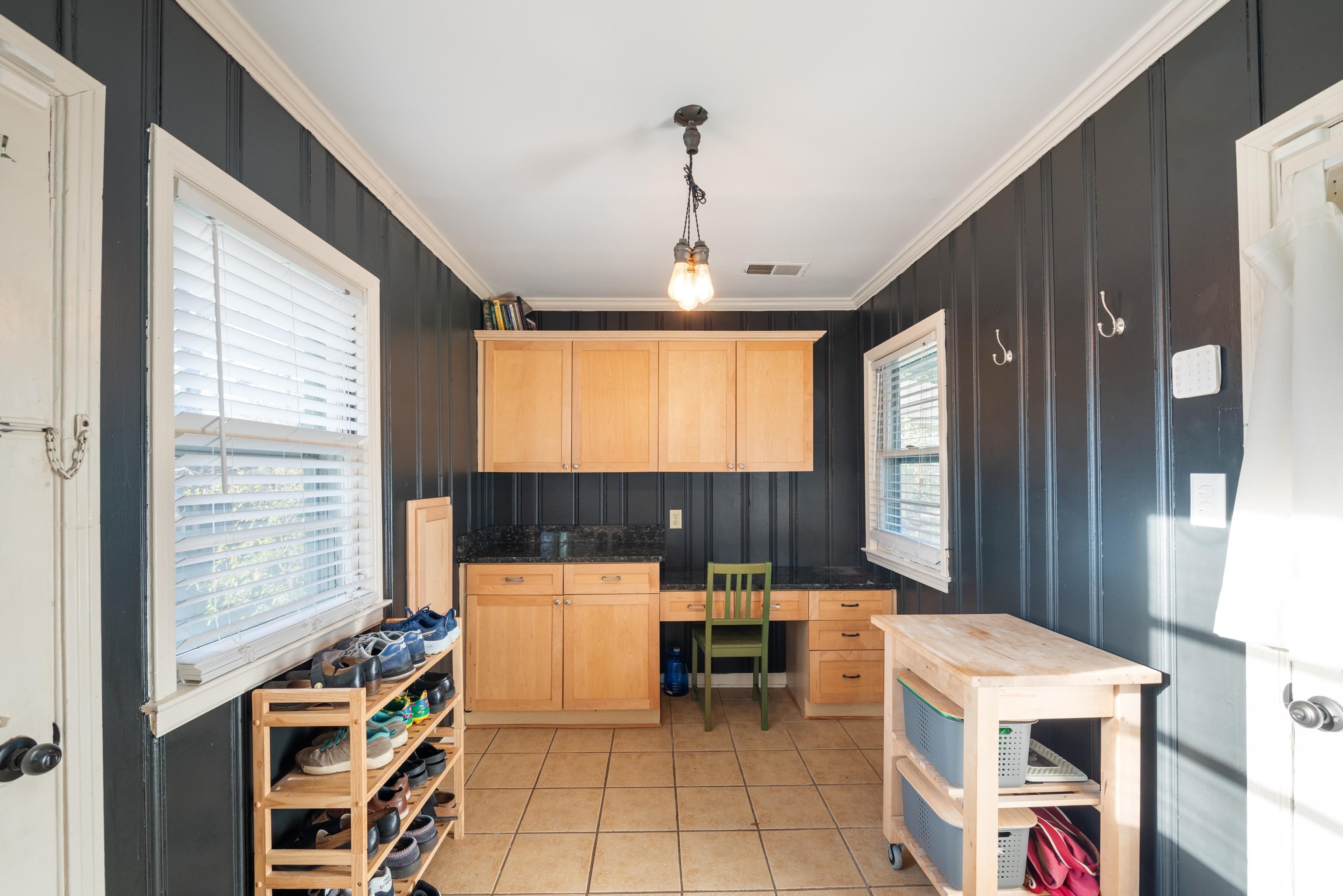 79 W BENDEL CIR