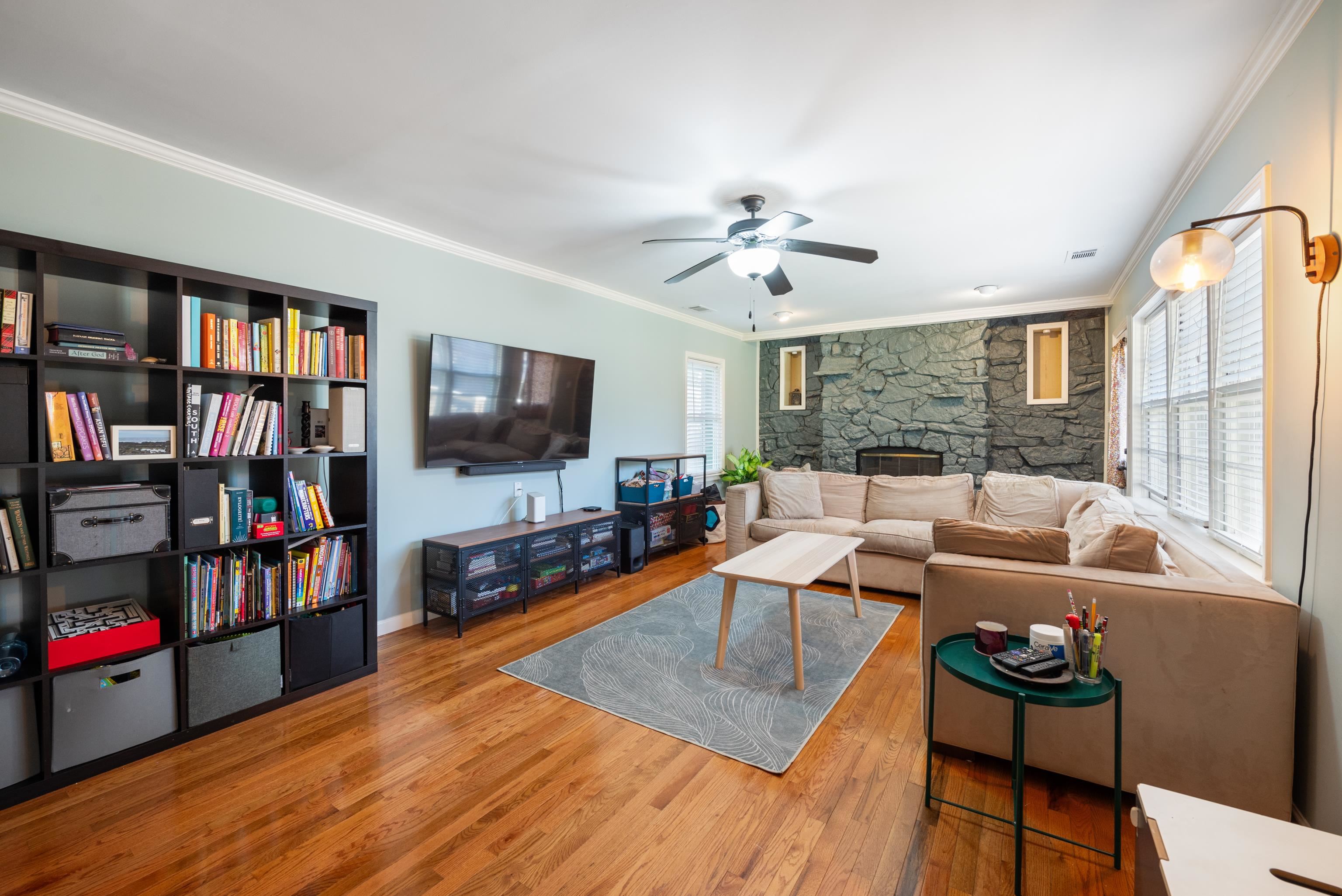 79 W BENDEL CIR