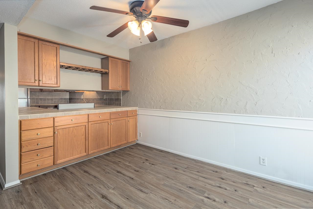 6586 S POPLAR WOODS CIR Unit: 4