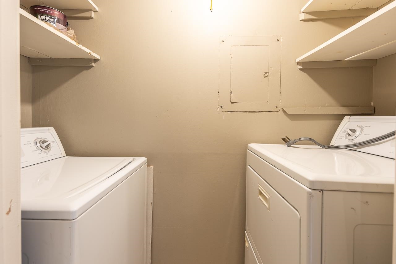 6586 S POPLAR WOODS CIR Unit: 4