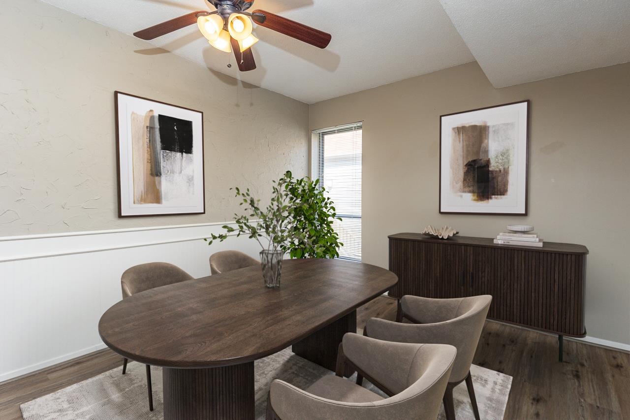 6586 S POPLAR WOODS CIR Unit: 4