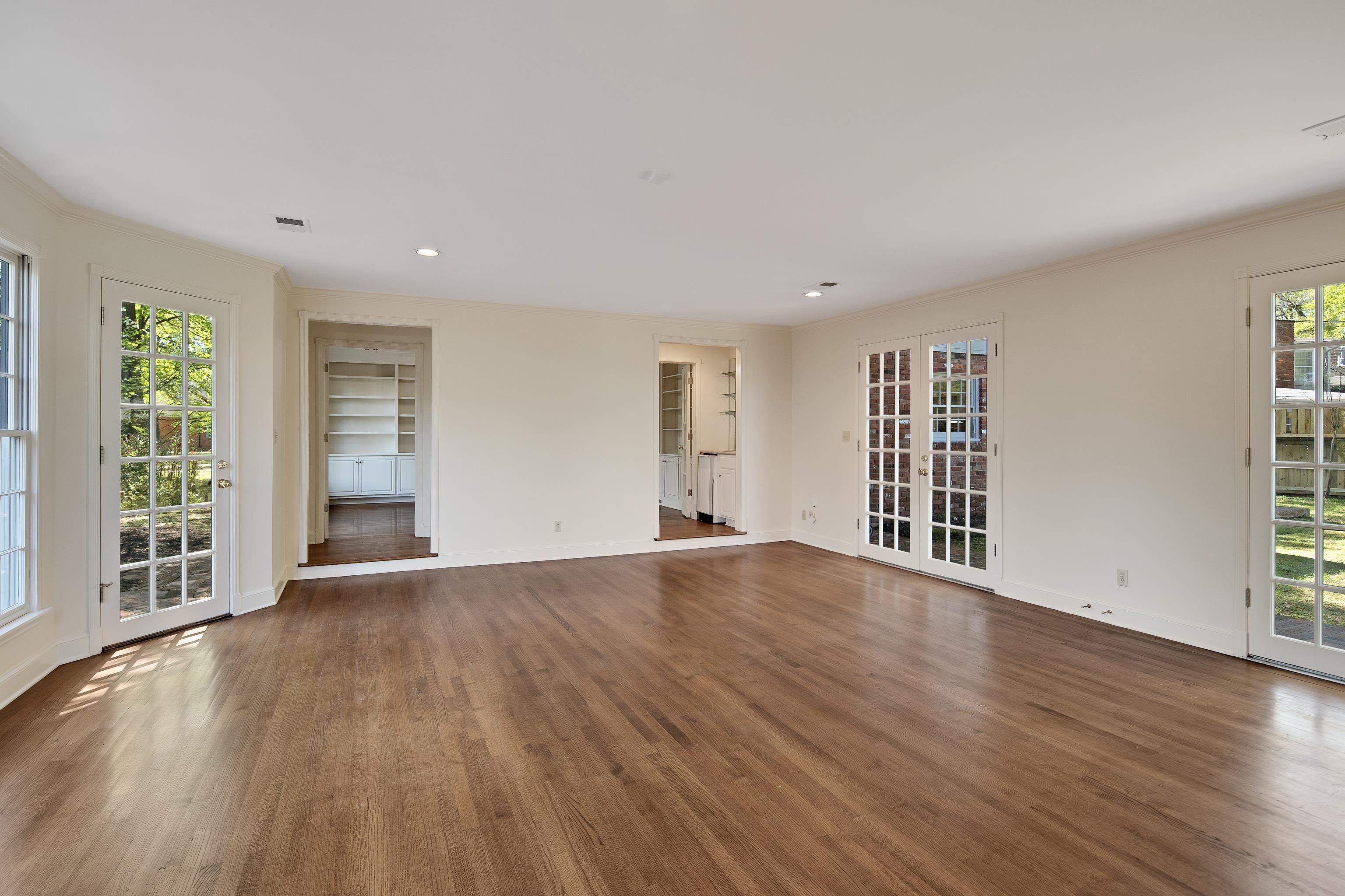 5382 MCELROY CV