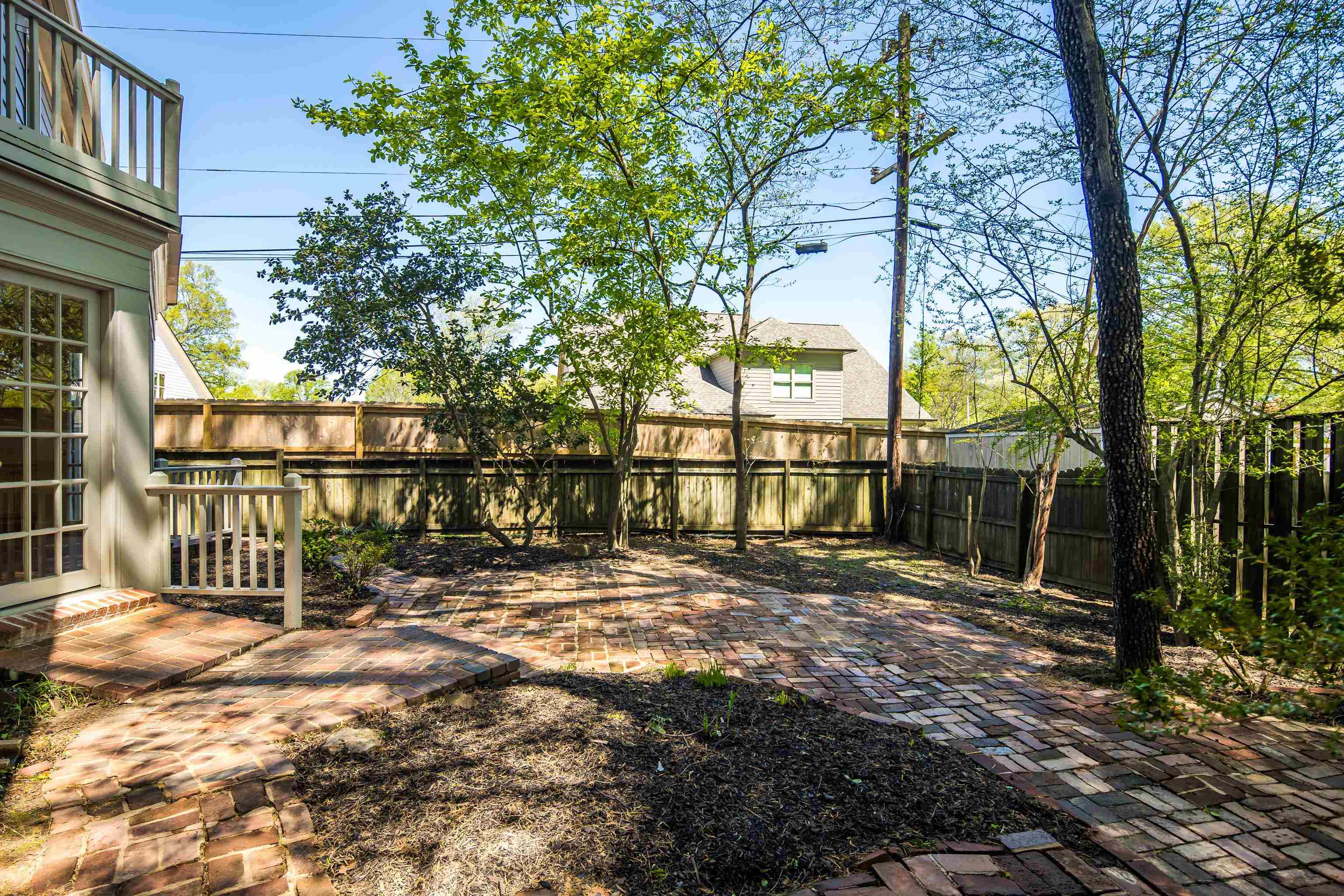 5382 MCELROY CV
