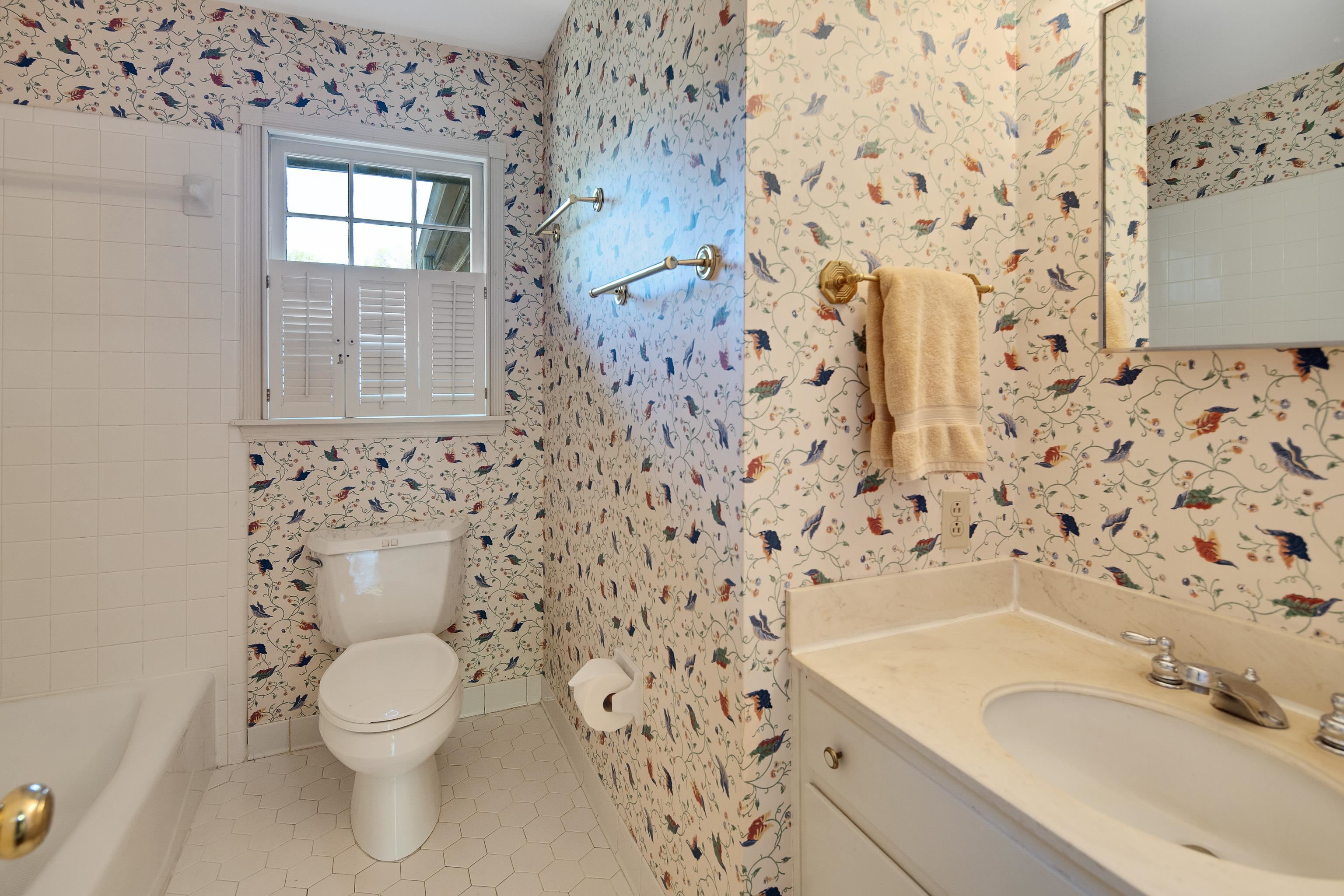 5382 MCELROY CV