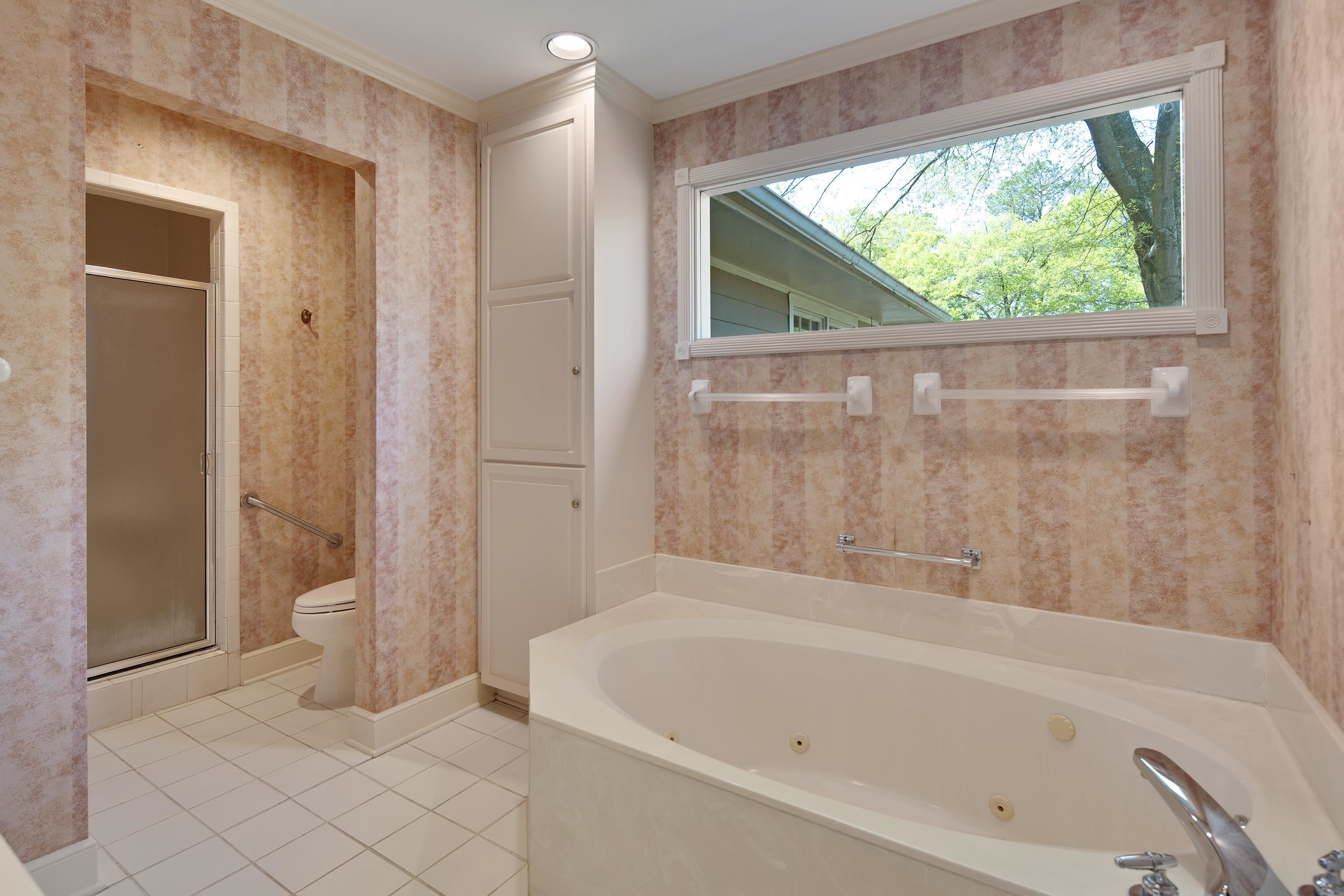 5382 MCELROY CV