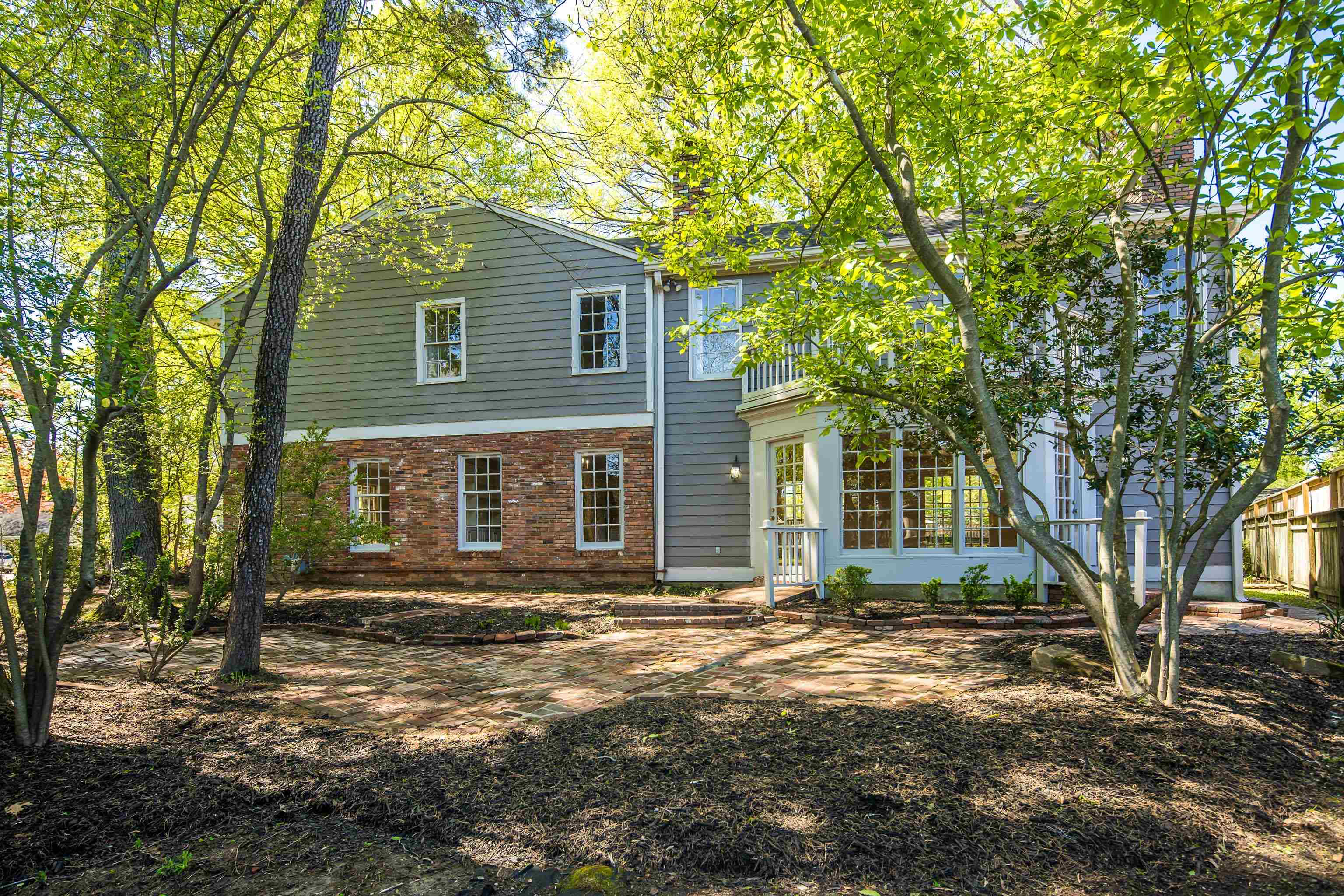 5382 MCELROY CV