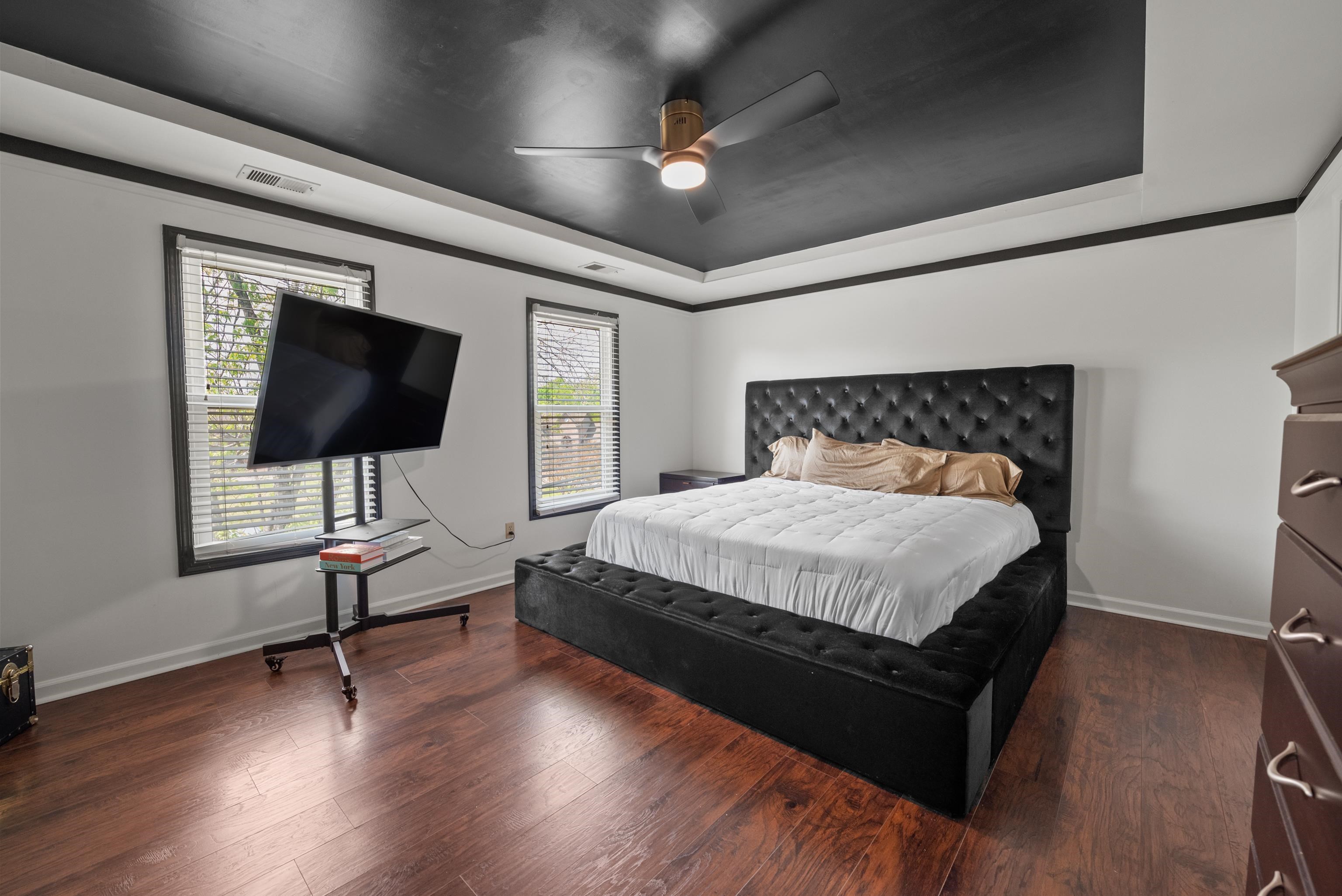 1220 PALMINA CV