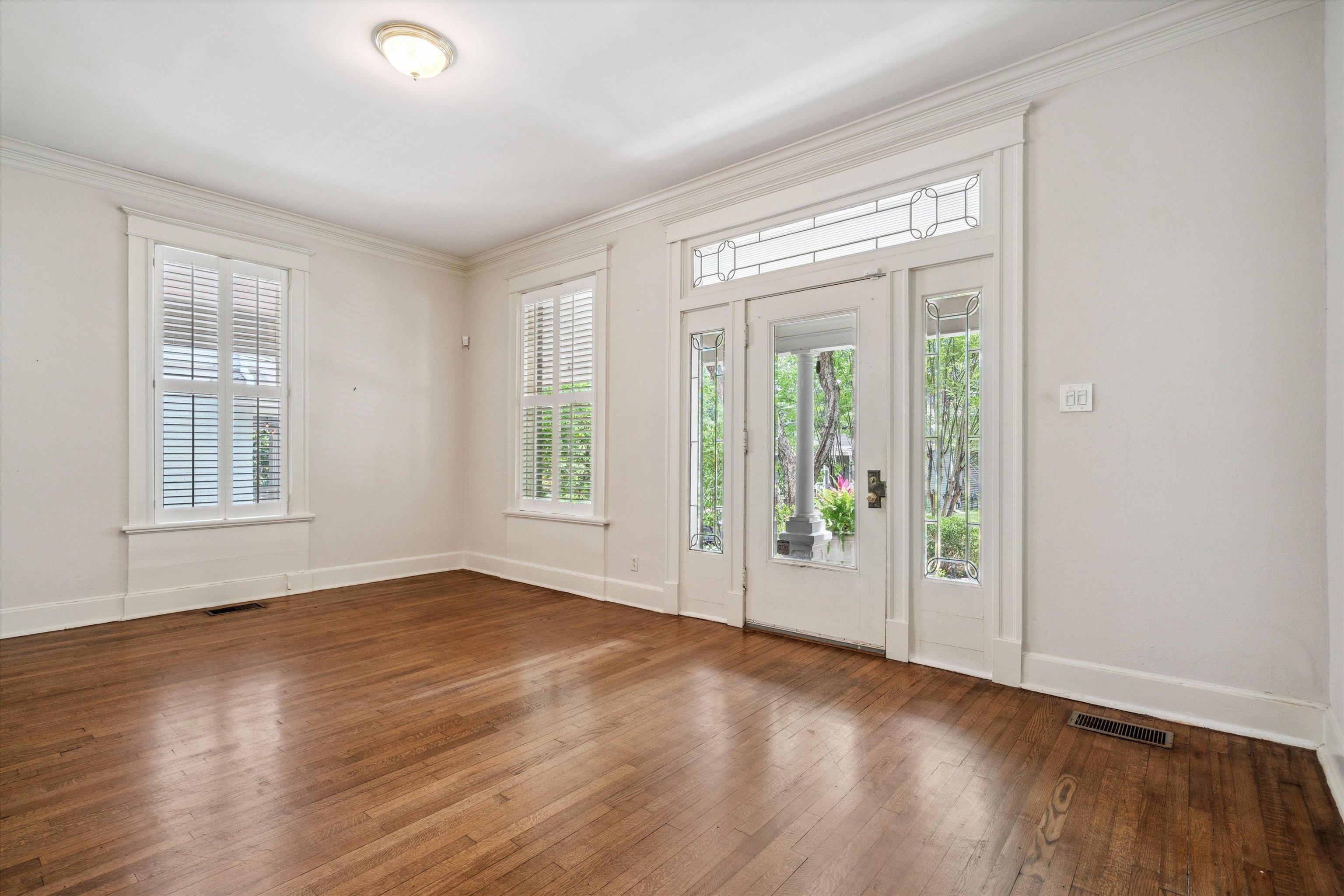 1998 COURTLAND PL