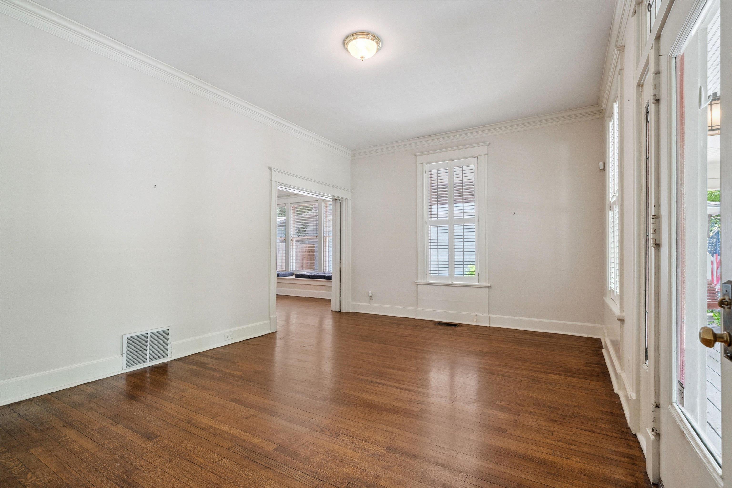 1998 COURTLAND PL