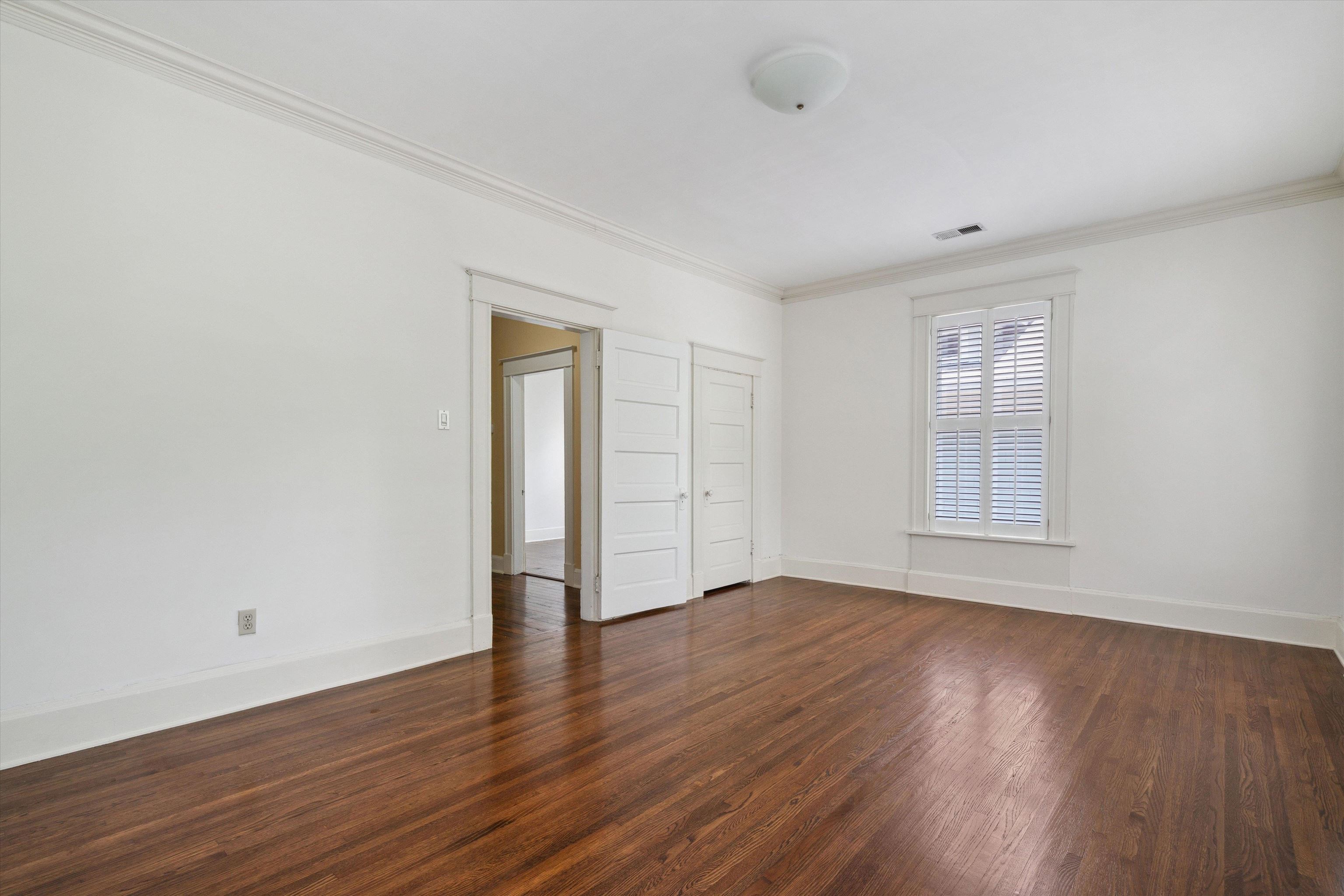 1998 COURTLAND PL