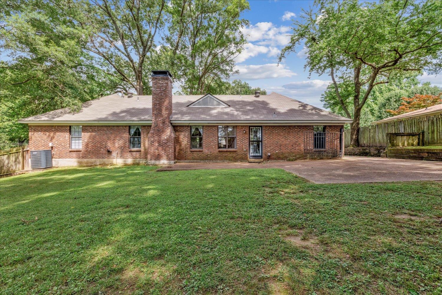 2783 ELMORE PARK RD