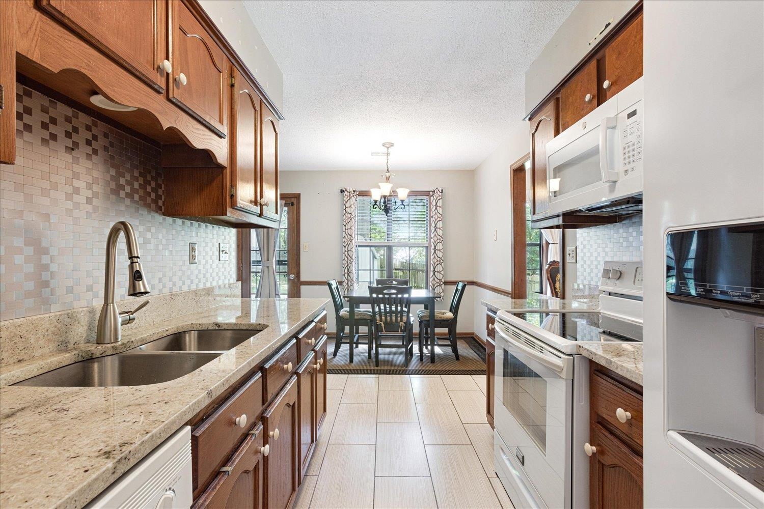 2783 ELMORE PARK RD