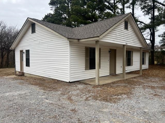 2541 RAY BLUFF RD