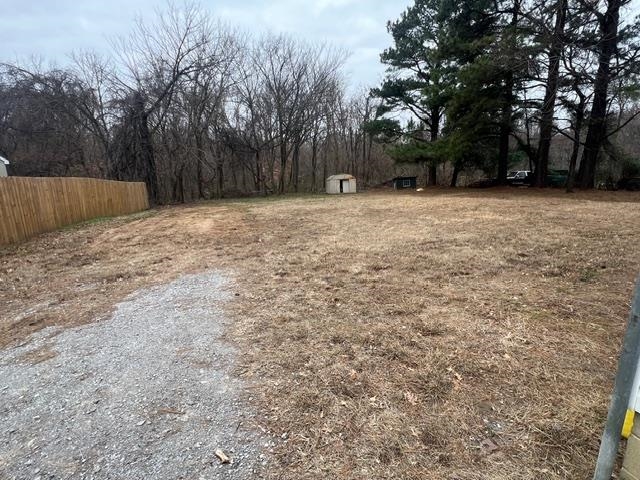 2541 RAY BLUFF RD