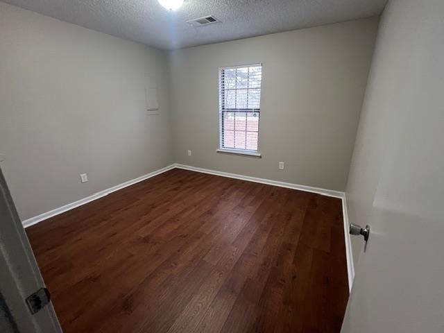 2541 RAY BLUFF RD