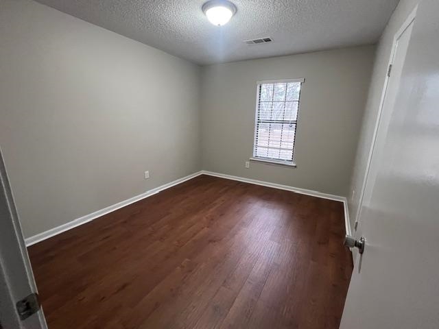 2541 RAY BLUFF RD