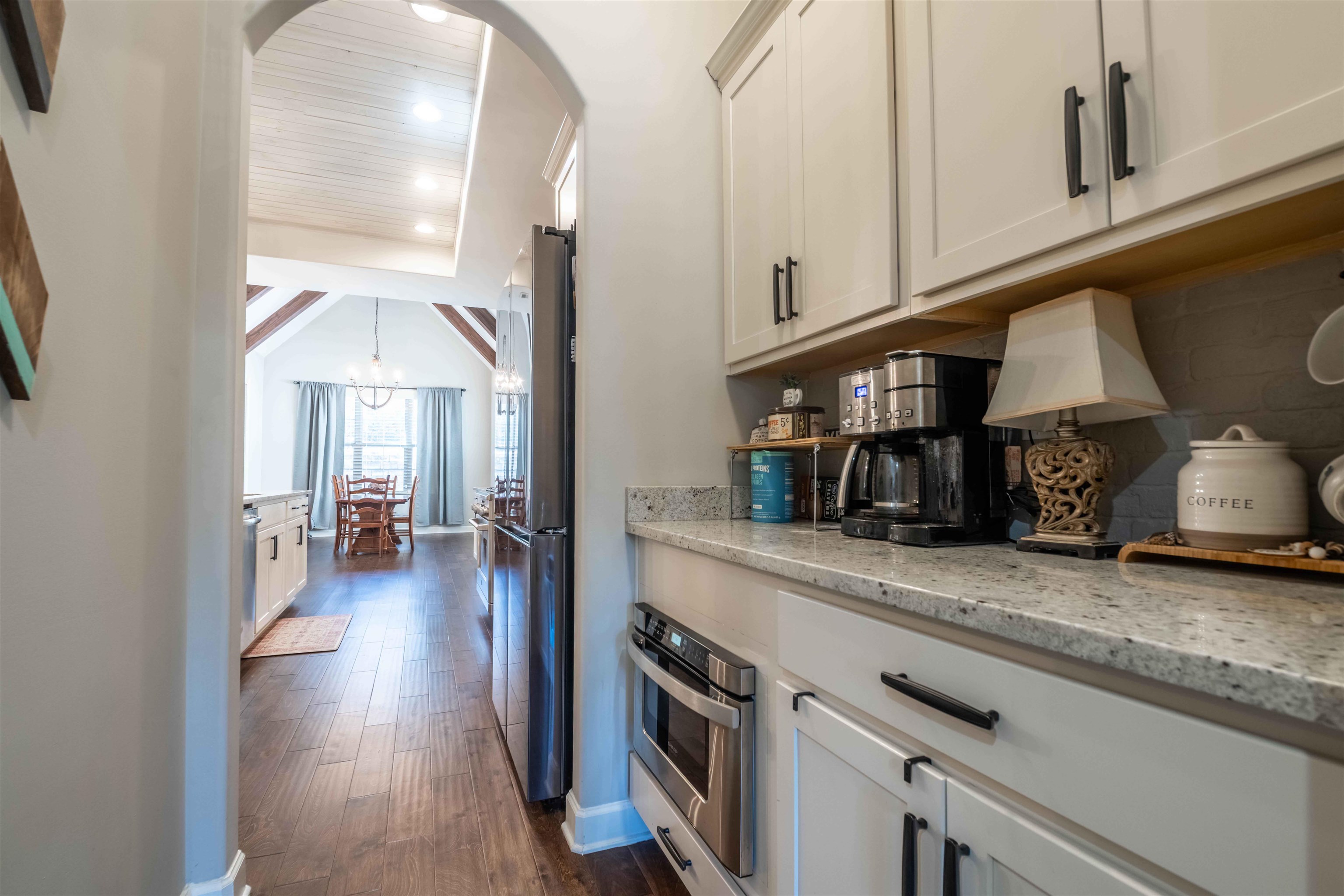 5565 HAYES CREST CIR W