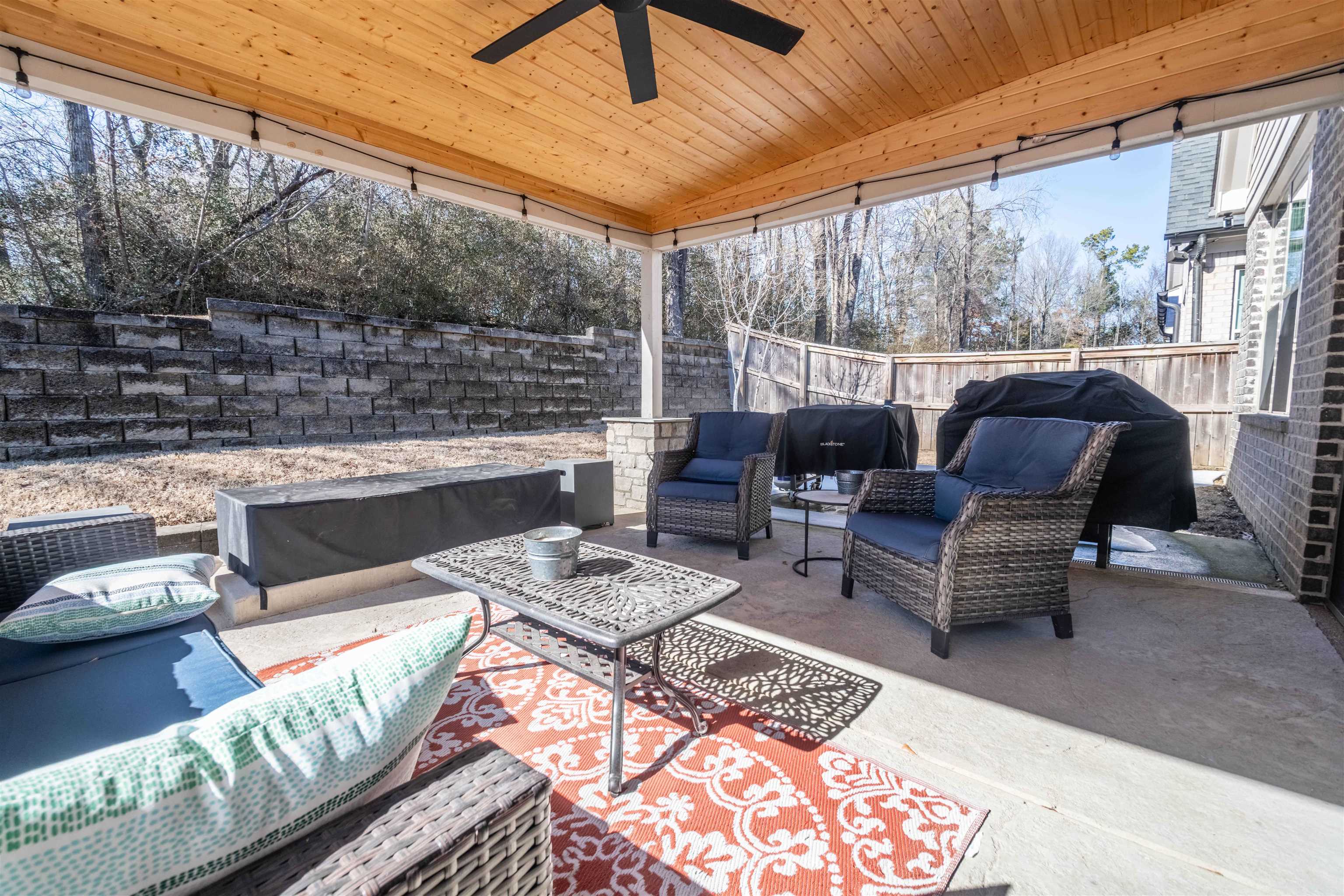 5565 HAYES CREST CIR W