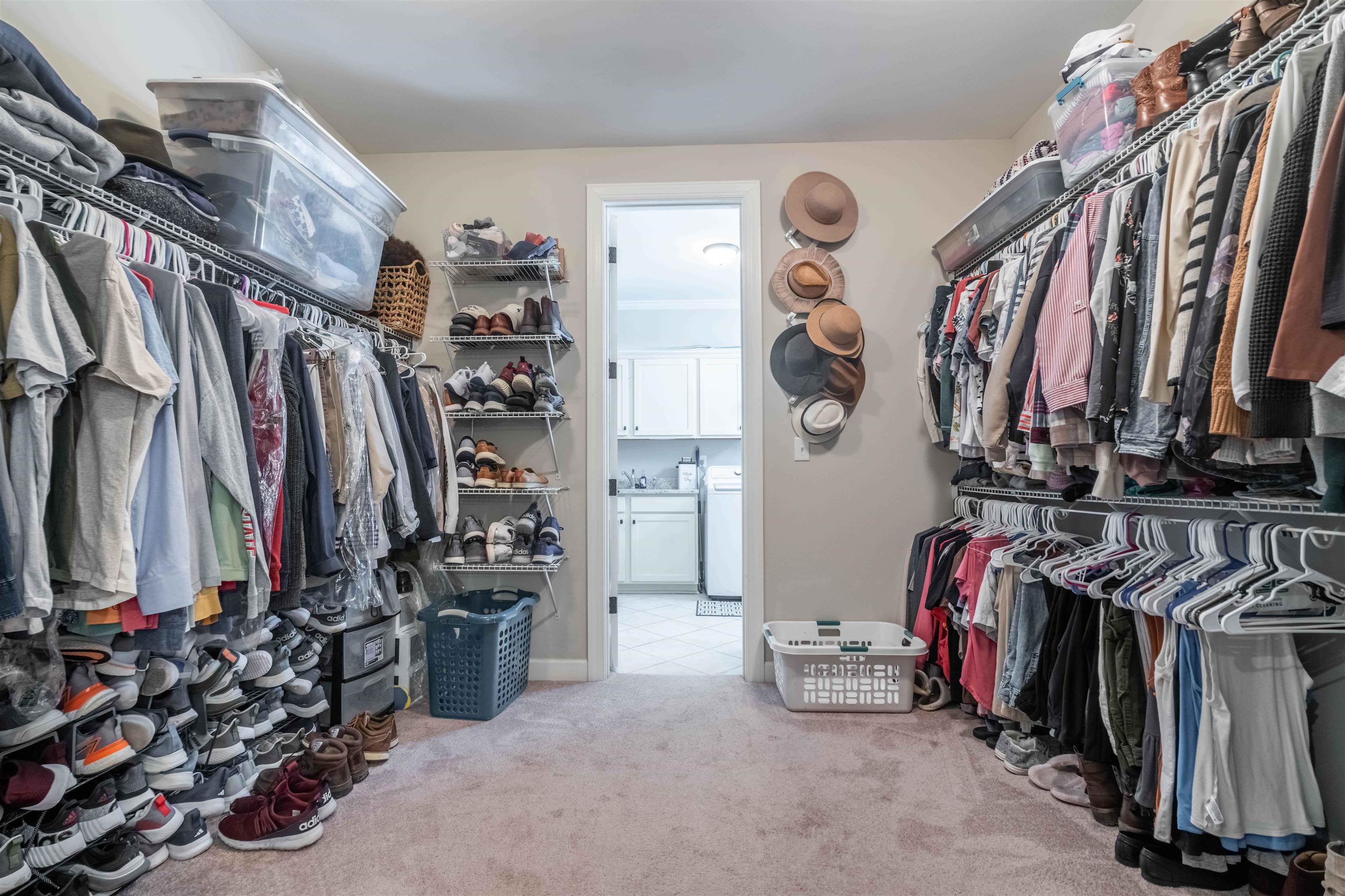 5565 HAYES CREST CIR W