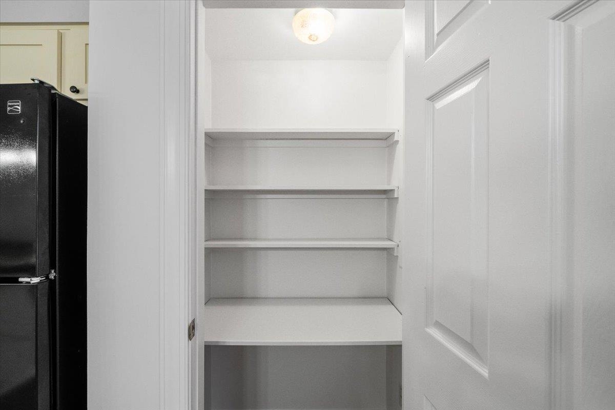 1633 KIMBROUGH RD Unit: 1633