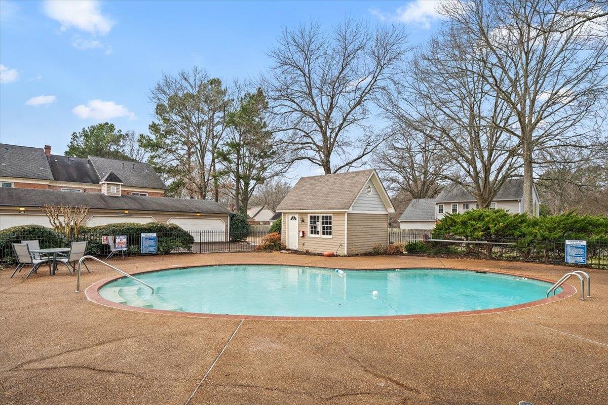 1633 KIMBROUGH RD Unit: 1633