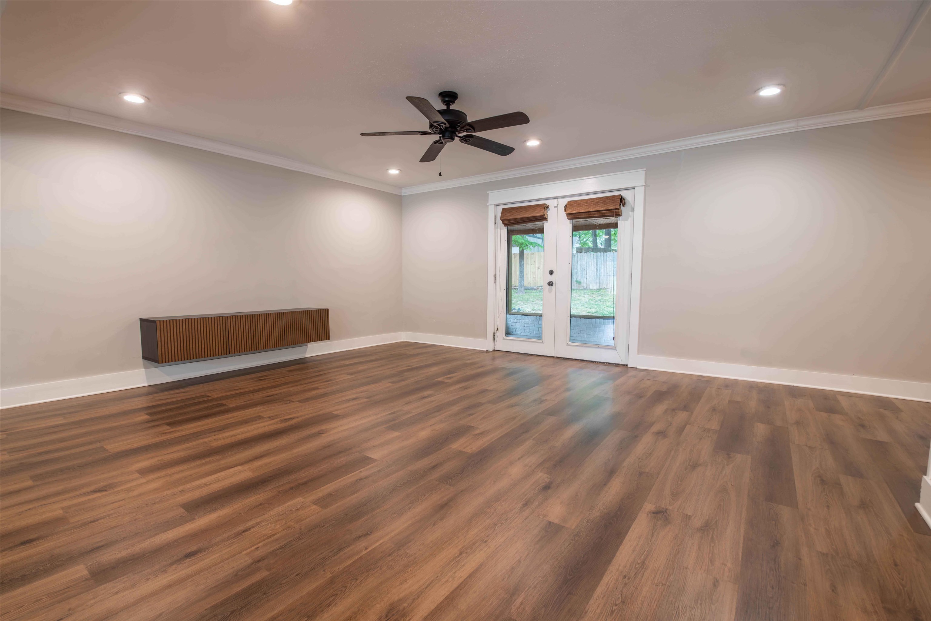 5336 ROLLING OAKS DR