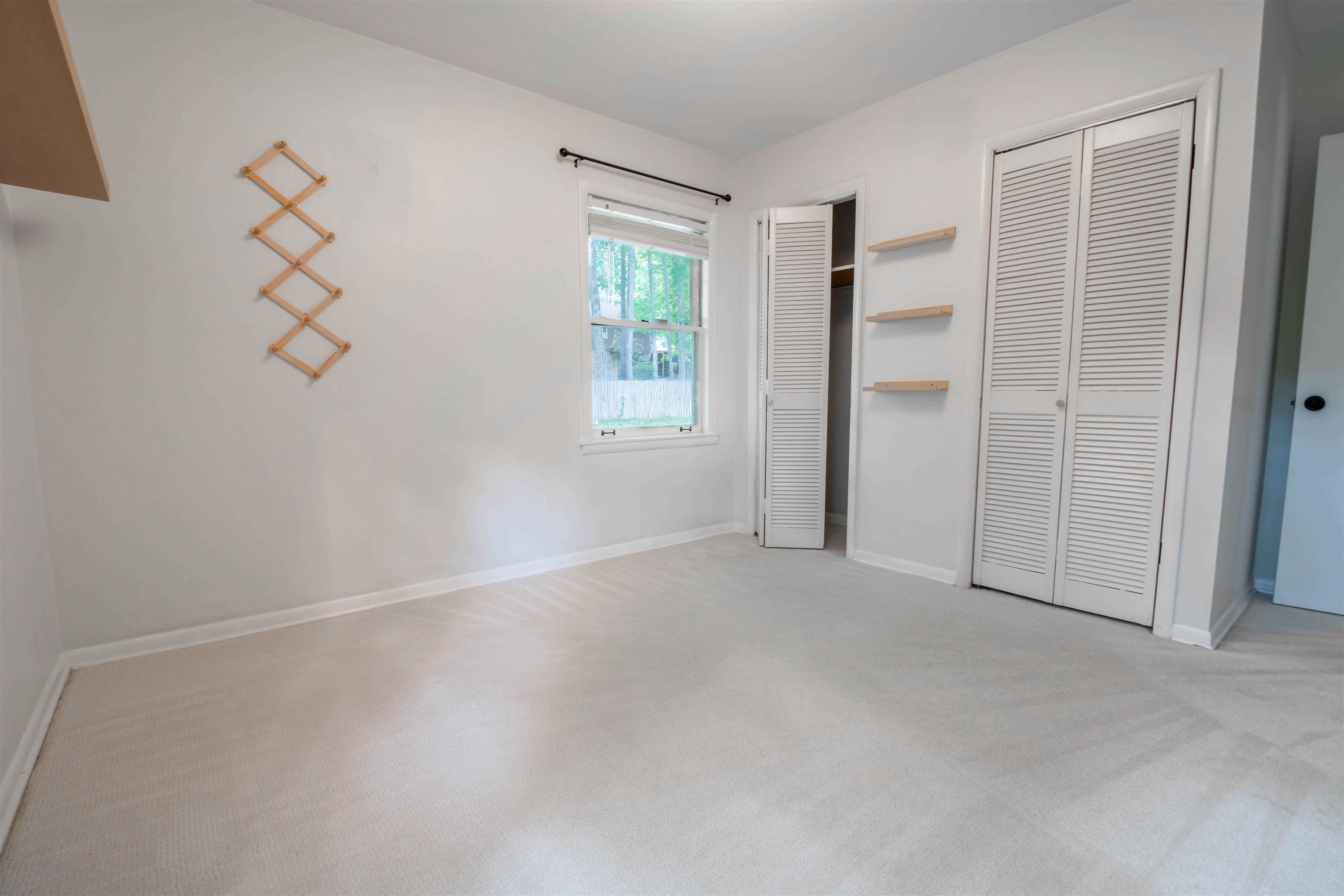 5336 ROLLING OAKS DR