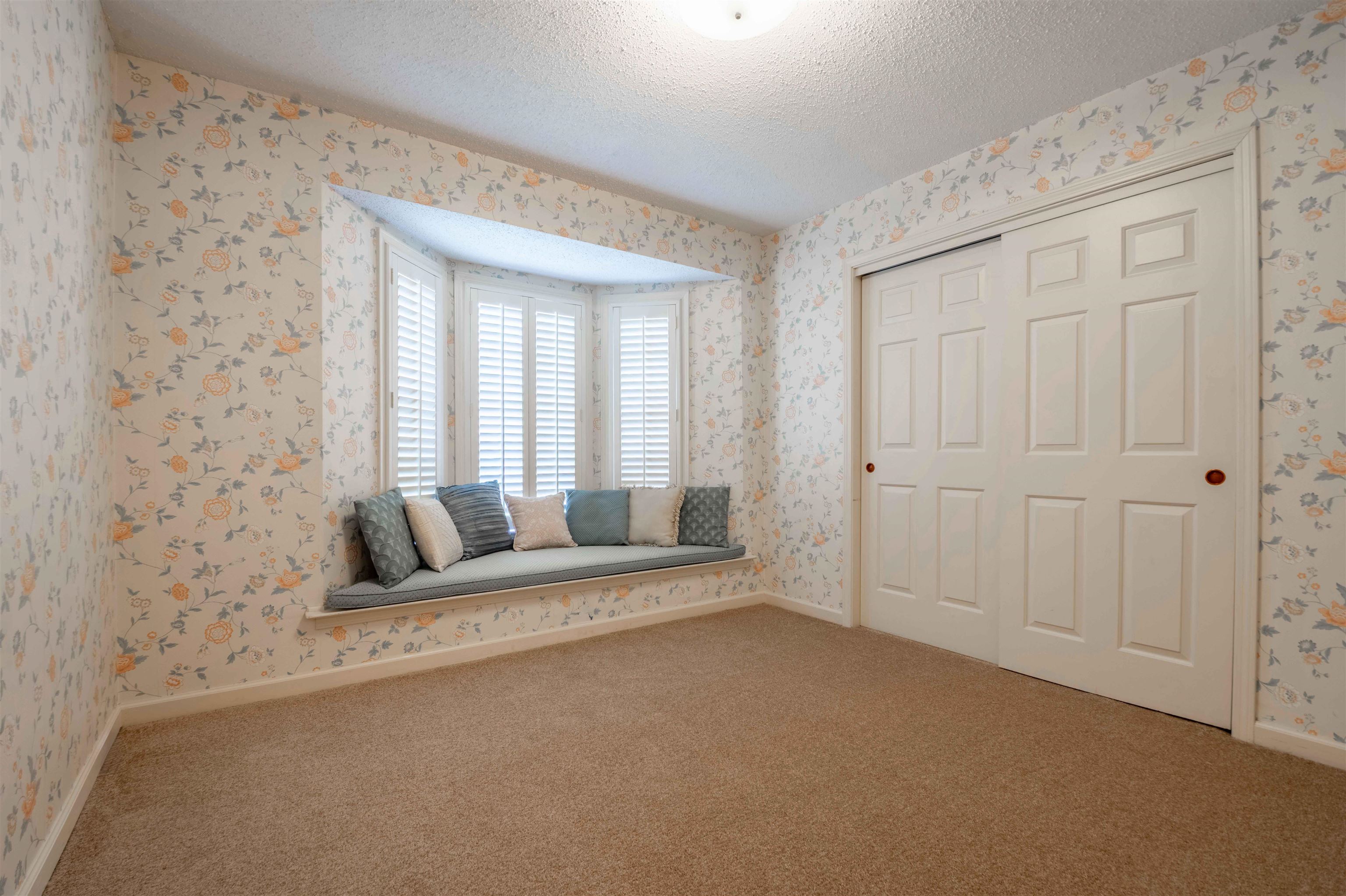 6680 PONDVIEW CV