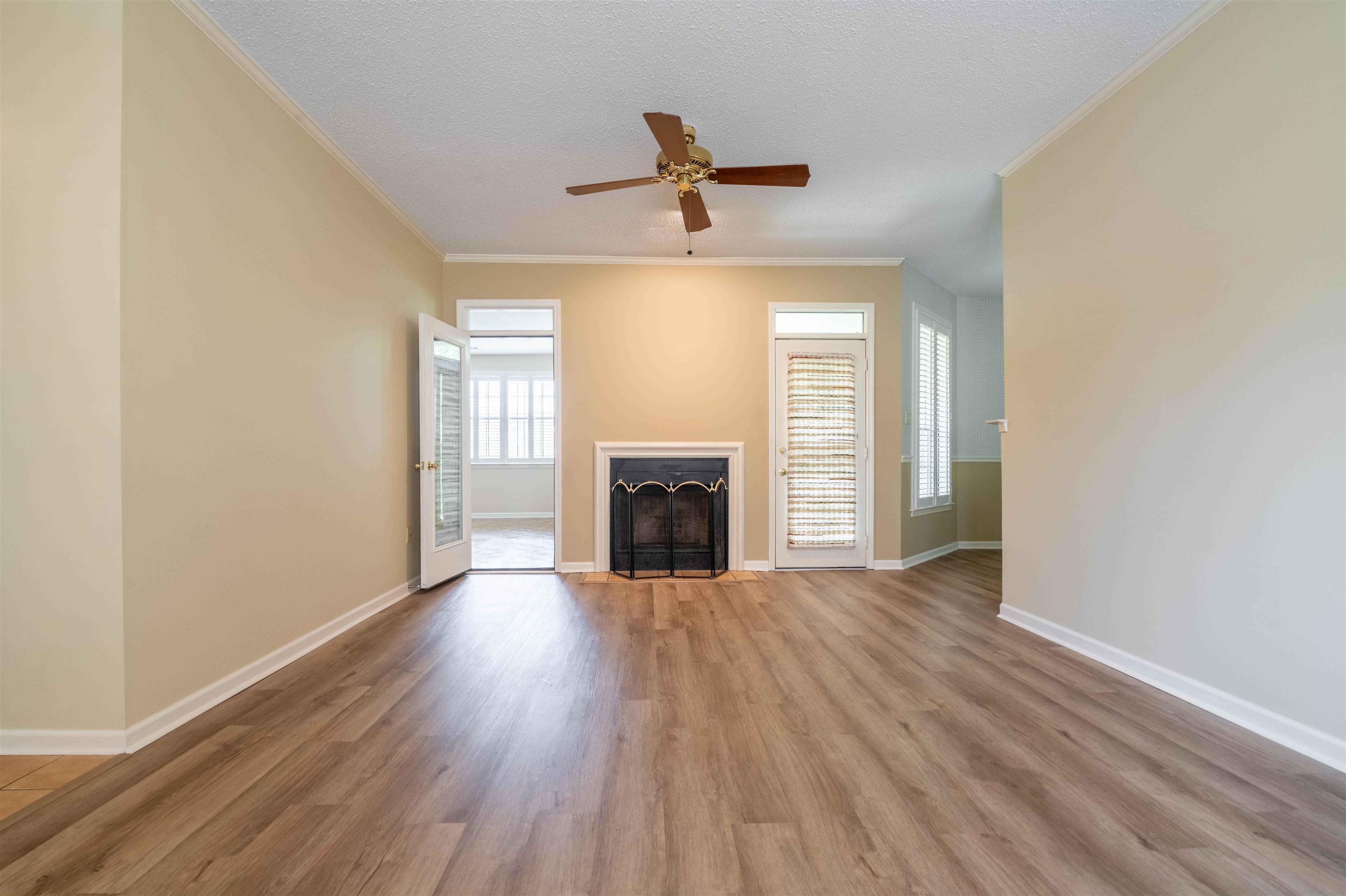 6680 PONDVIEW CV