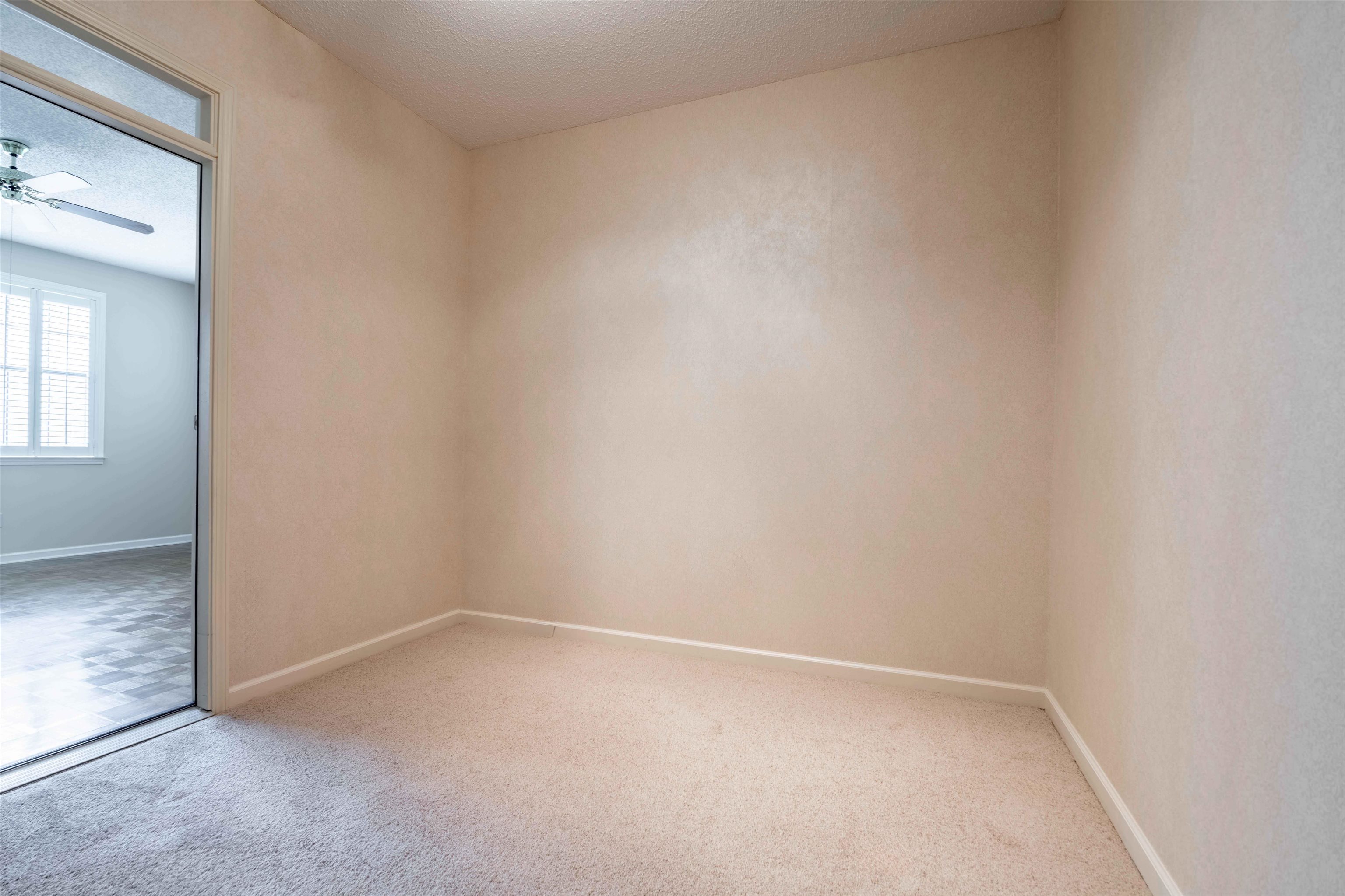 6680 PONDVIEW CV