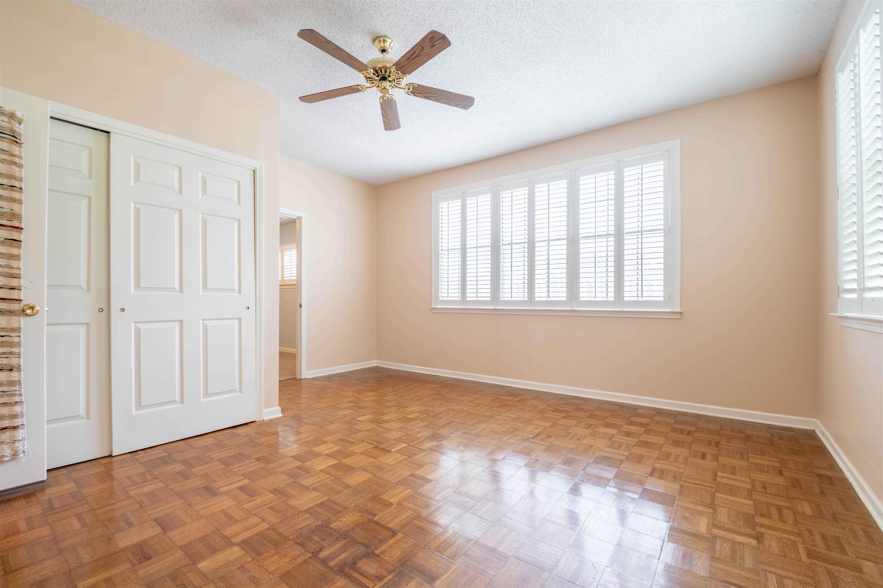 6680 PONDVIEW CV