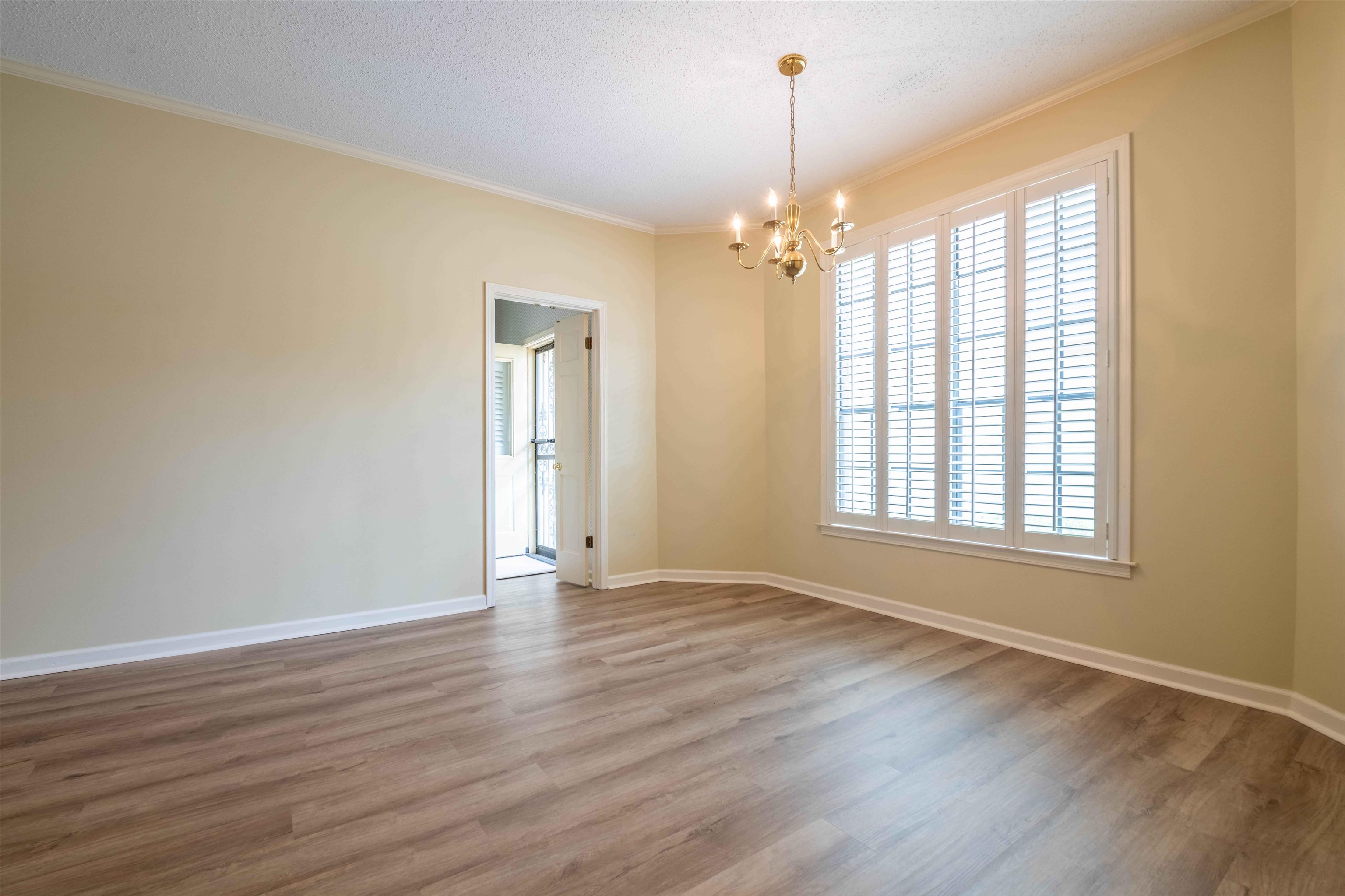 6680 PONDVIEW CV