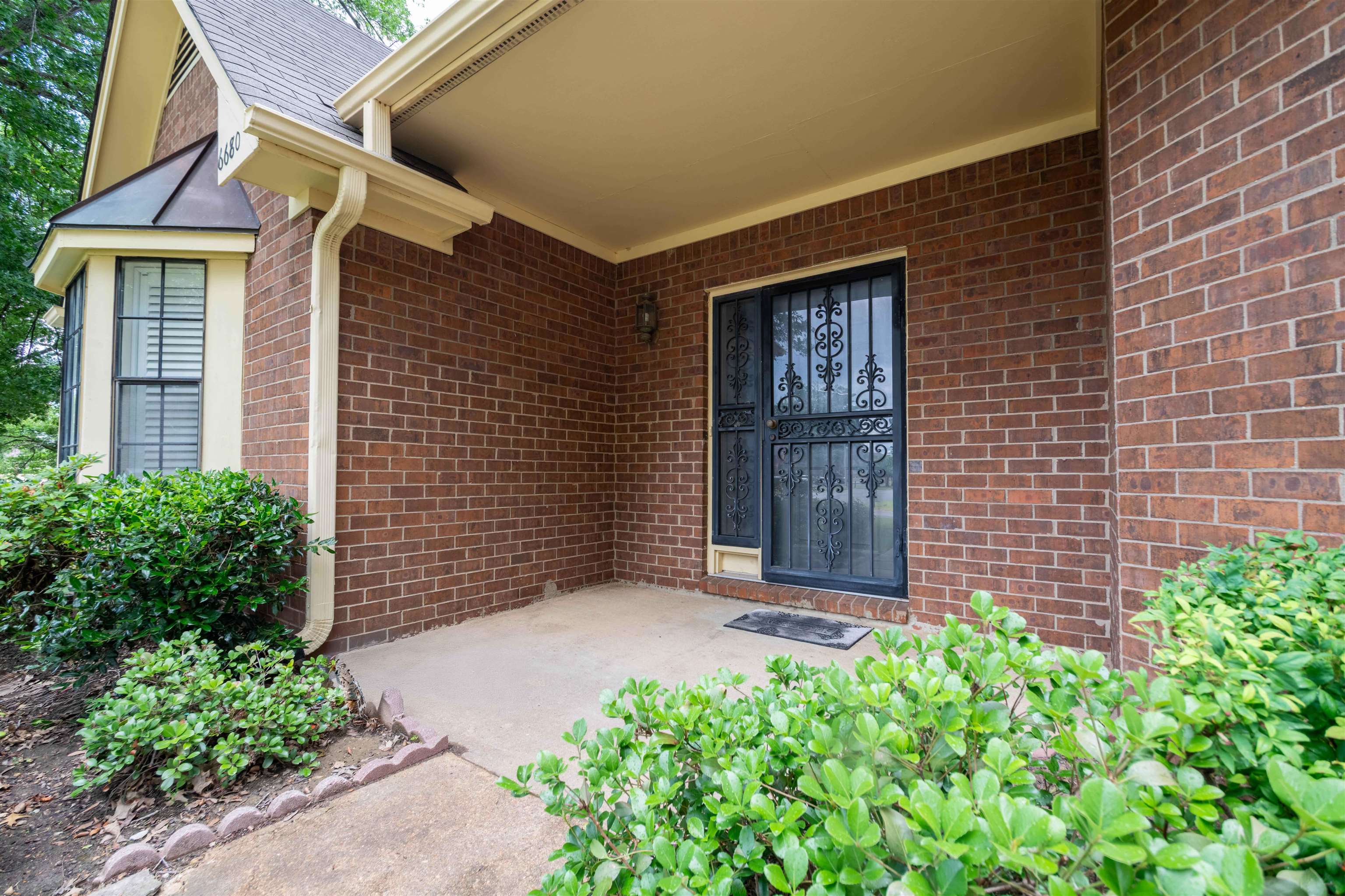 6680 PONDVIEW CV