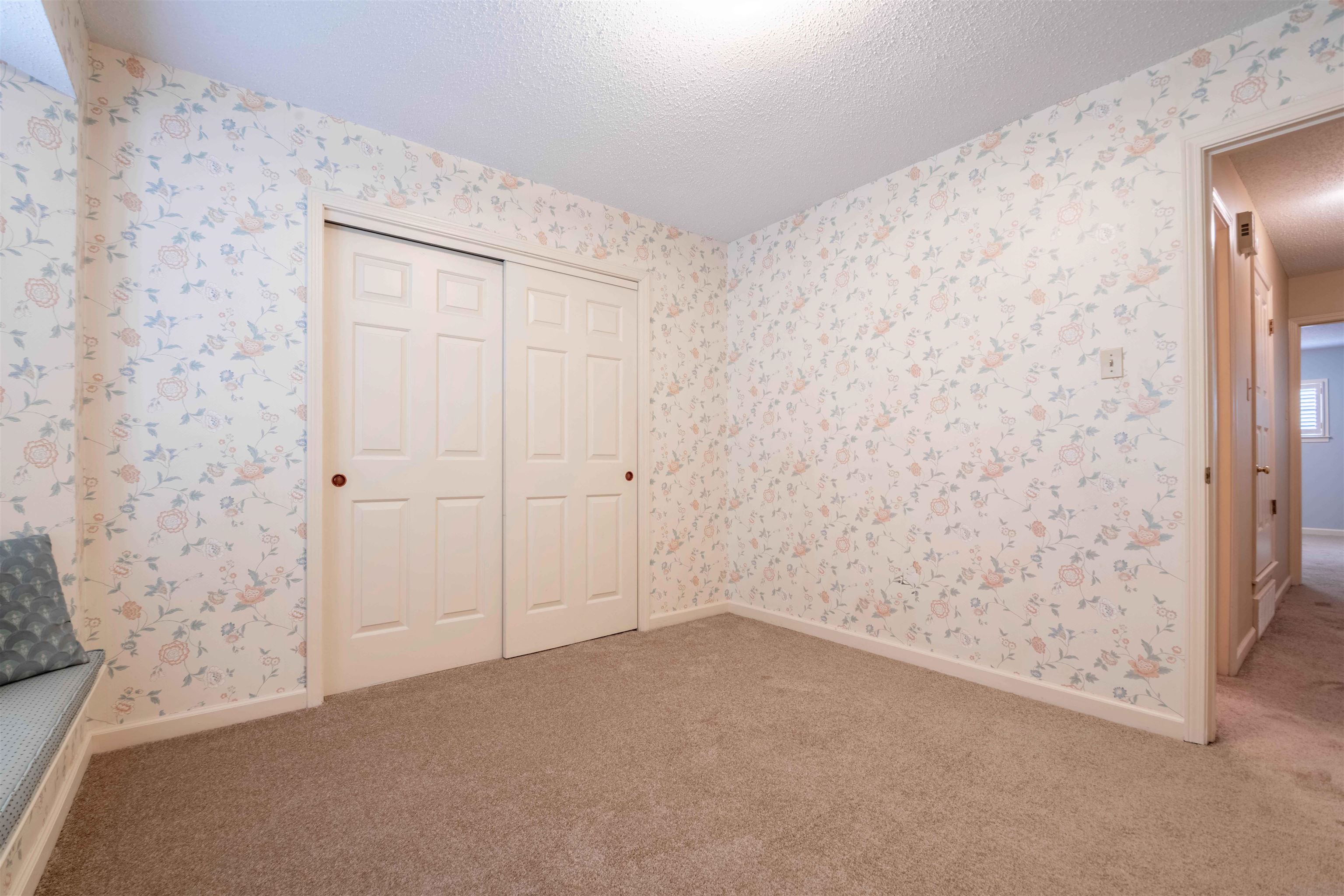 6680 PONDVIEW CV