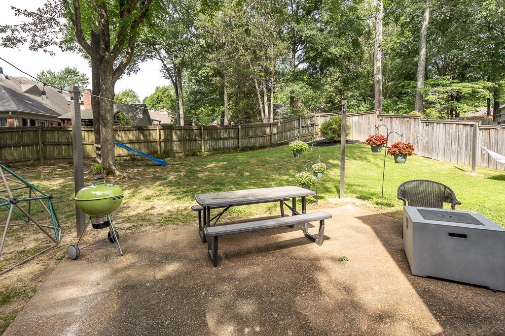 8911 WALNUT RIDGE LOOP