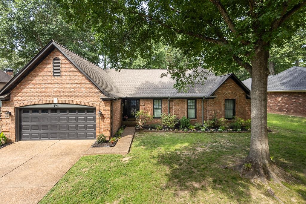 8911 WALNUT RIDGE LOOP