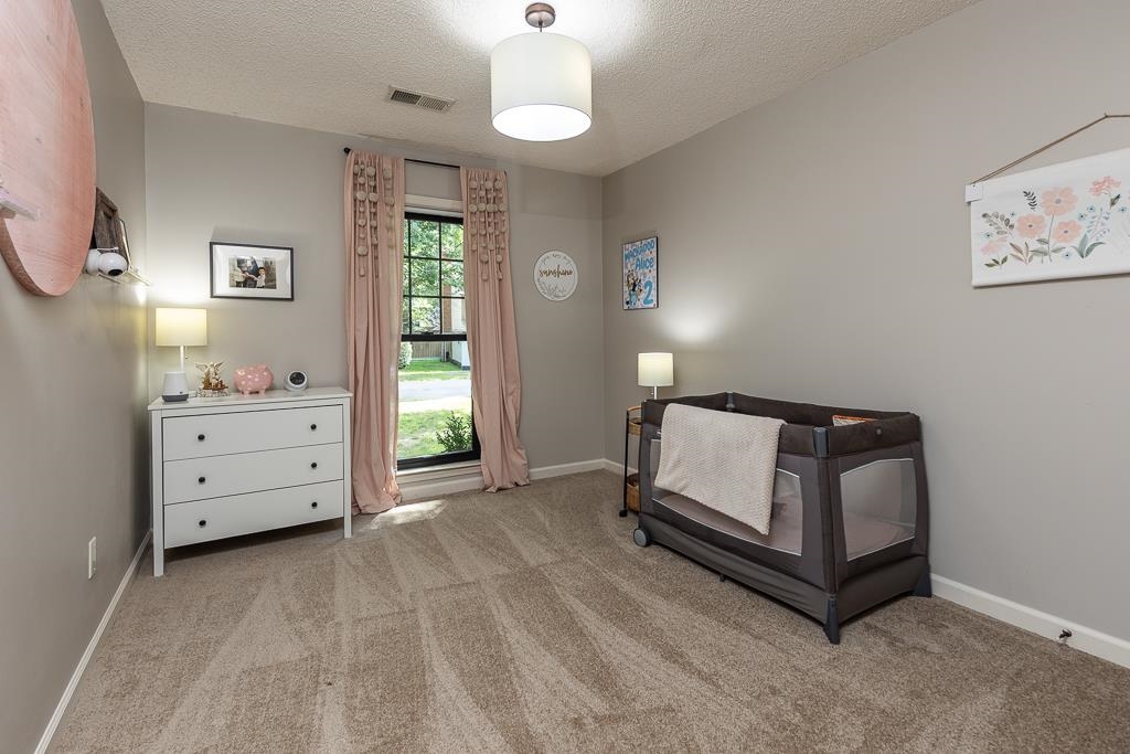 8911 WALNUT RIDGE LOOP