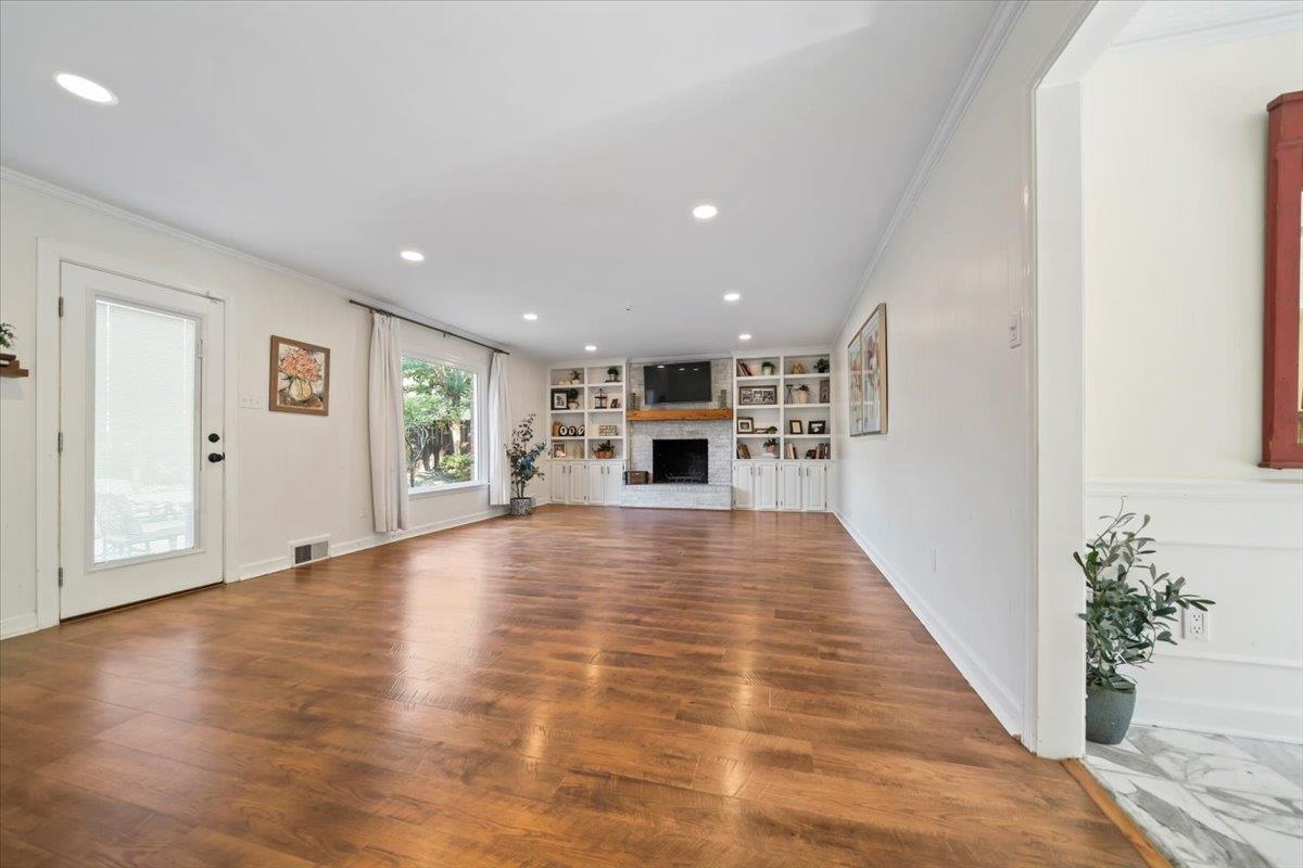 2399 DOGWOOD TRAIL DR